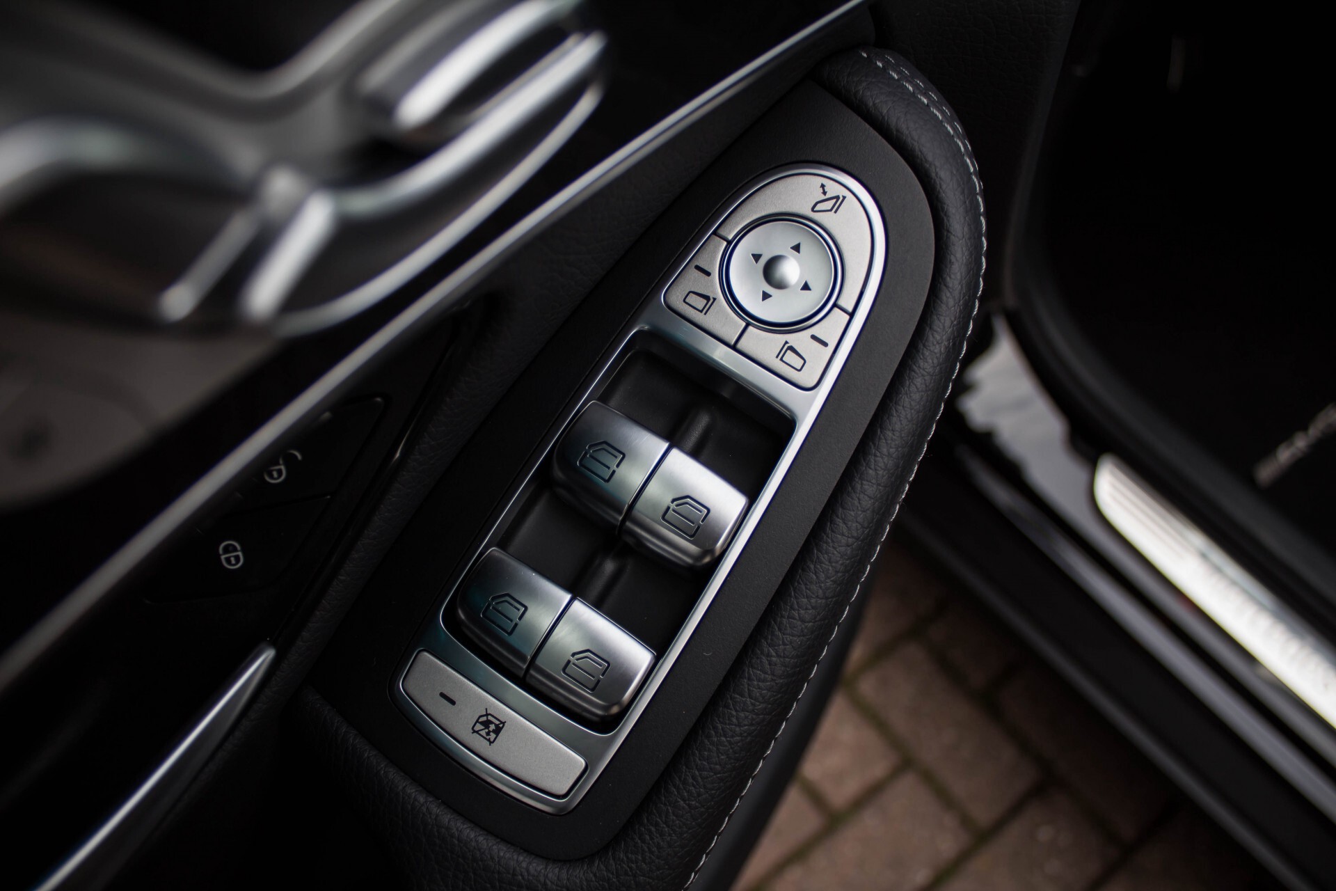 Mercedes-Benz GLC 300 4-AMG Panorama Distronic/Keyless/Burmester/Memory/Night Aut9 Foto 27