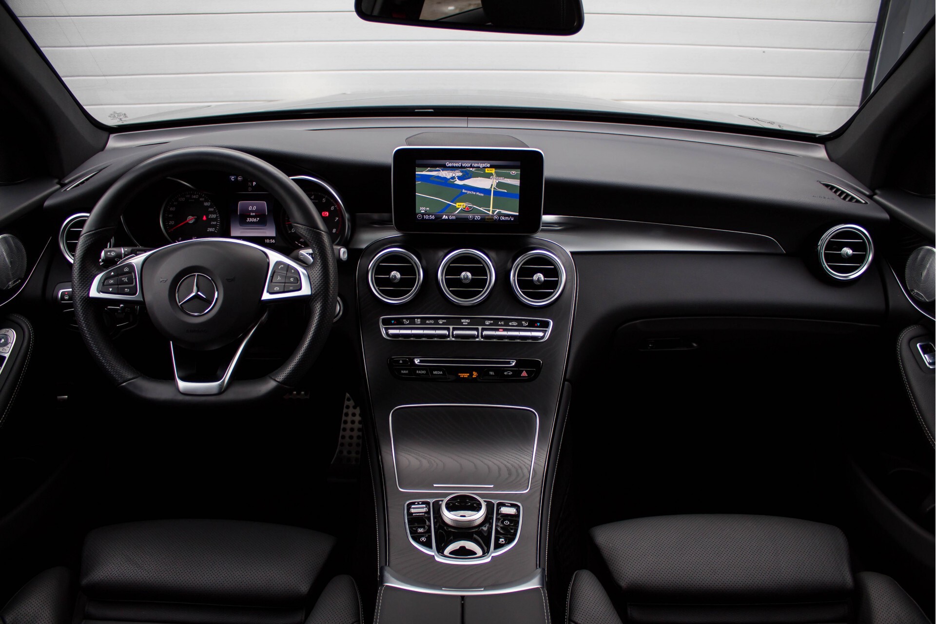 Mercedes-Benz GLC 300 4-AMG Panorama Distronic/Keyless/Burmester/Memory/Night Aut9 Foto 7