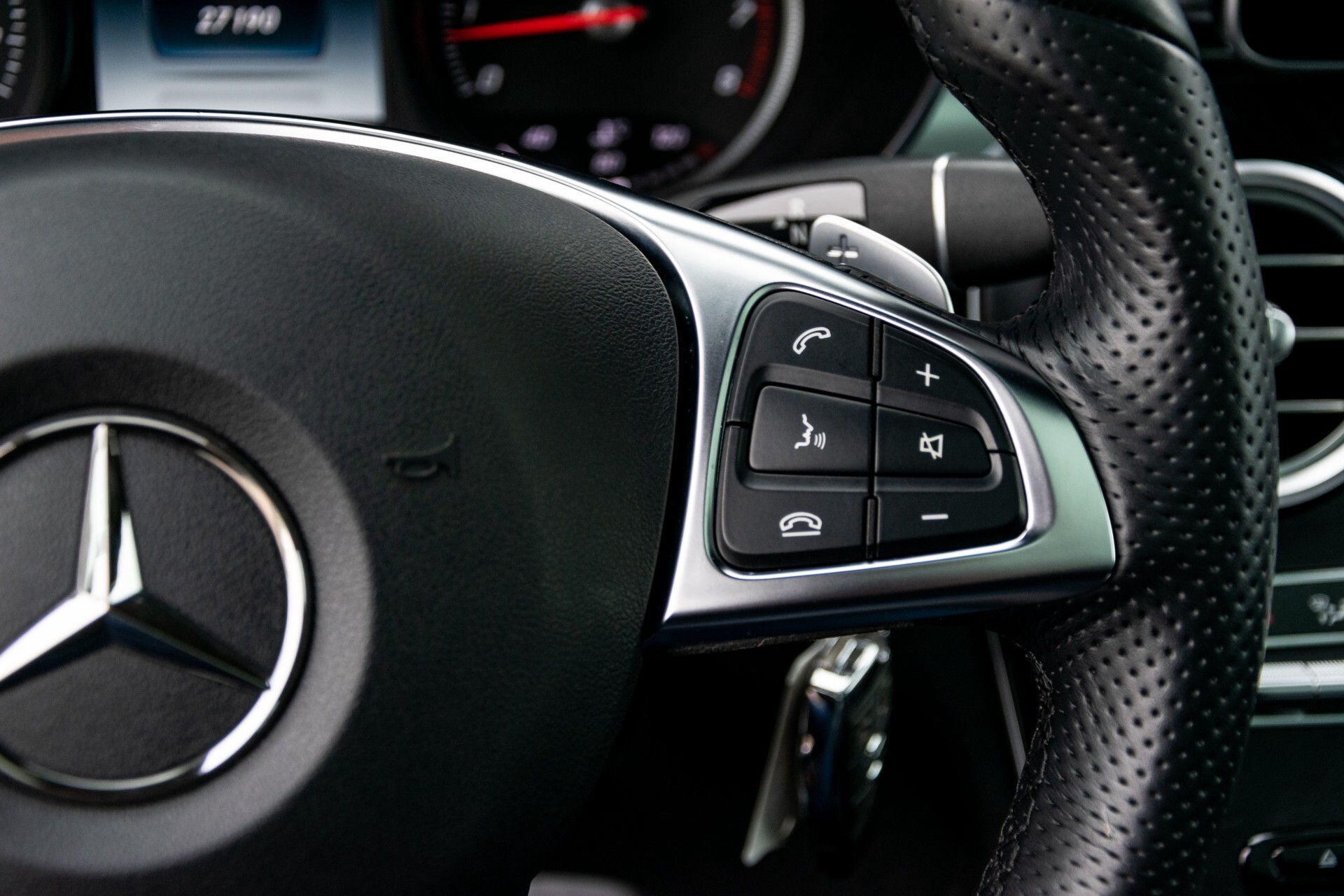 Mercedes-Benz GLC 250 4-M AMG Night Panorama Burmester/Memory/DAB Aut9 Foto 15