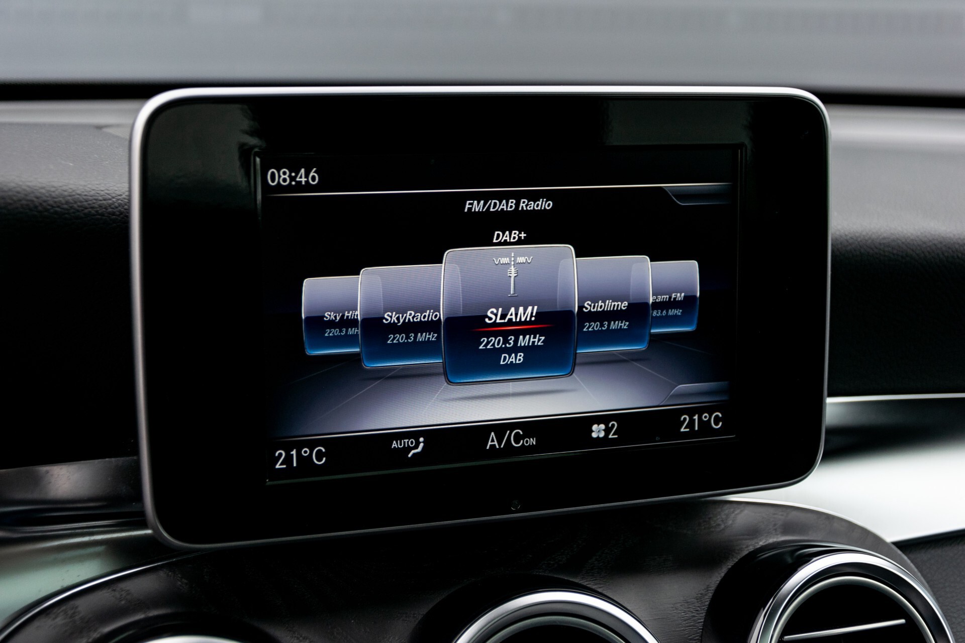 Mercedes-Benz GLC 250 4-M AMG Night Panorama Burmester/Memory/DAB Aut9 Foto 17