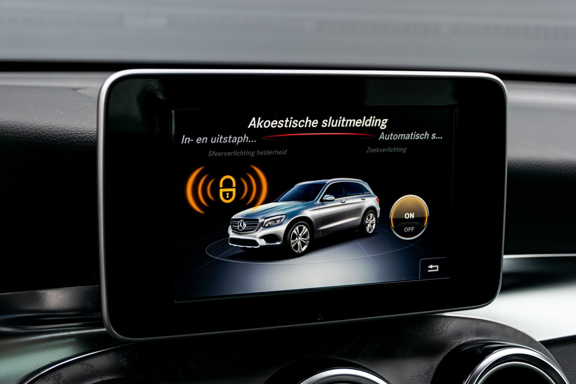 Mercedes-Benz GLC 250 4-M AMG Night Panorama Burmester/Memory/DAB Aut9 Foto 26