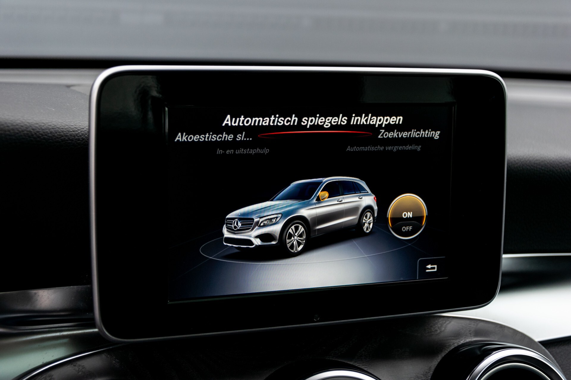 Mercedes-Benz GLC 250 4-M AMG Night Panorama Burmester/Memory/DAB Aut9 Foto 28