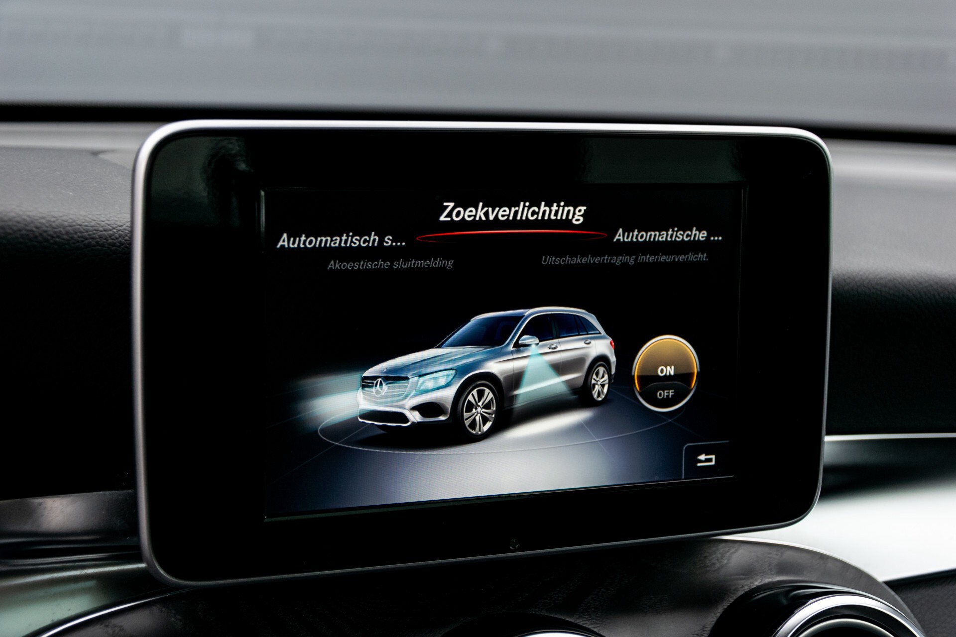 Mercedes-Benz GLC 250 4-M AMG Night Panorama Burmester/Memory/DAB Aut9 Foto 30