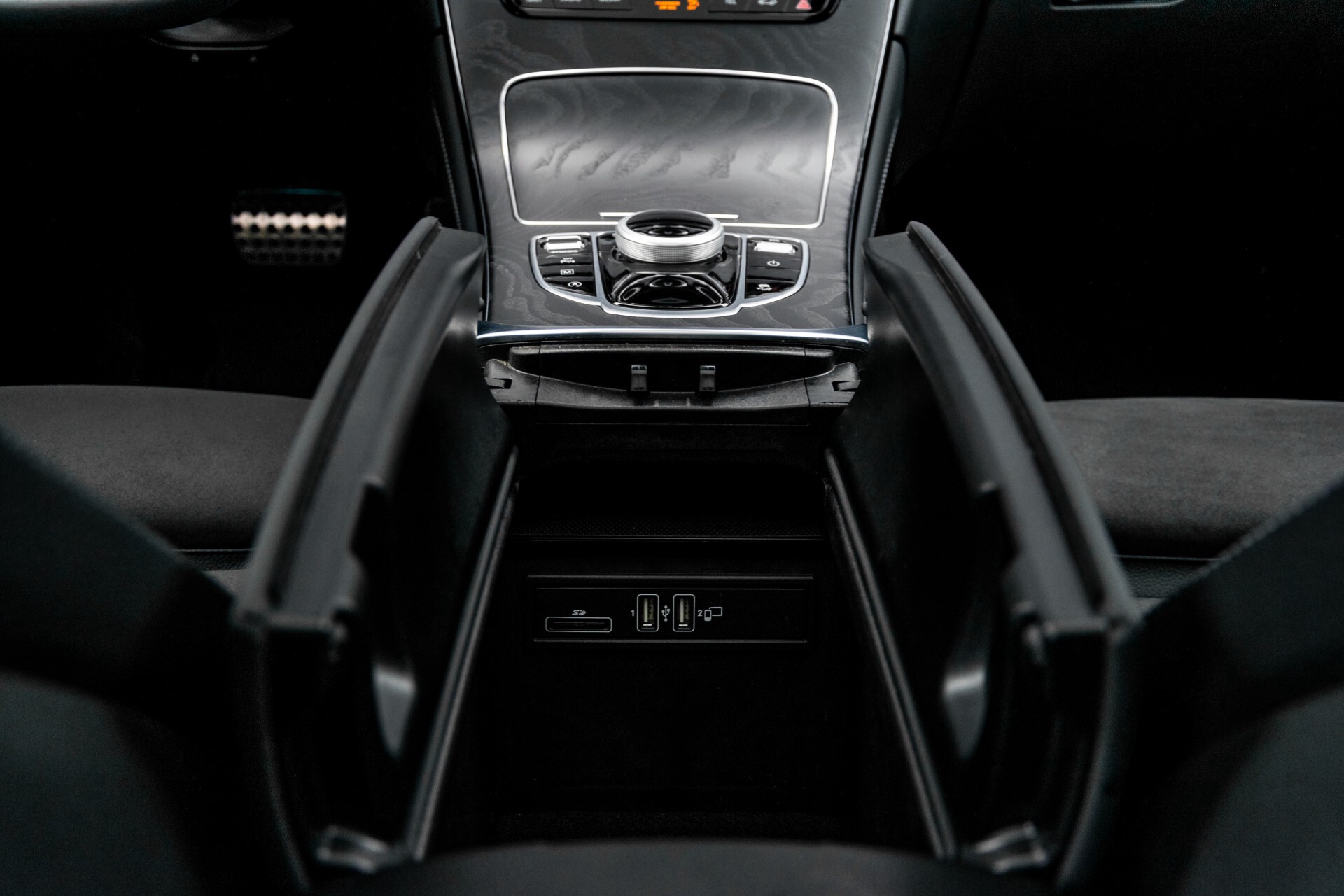 Mercedes-Benz GLC 250 4-M AMG Night Panorama Burmester/Memory/DAB Aut9 Foto 46