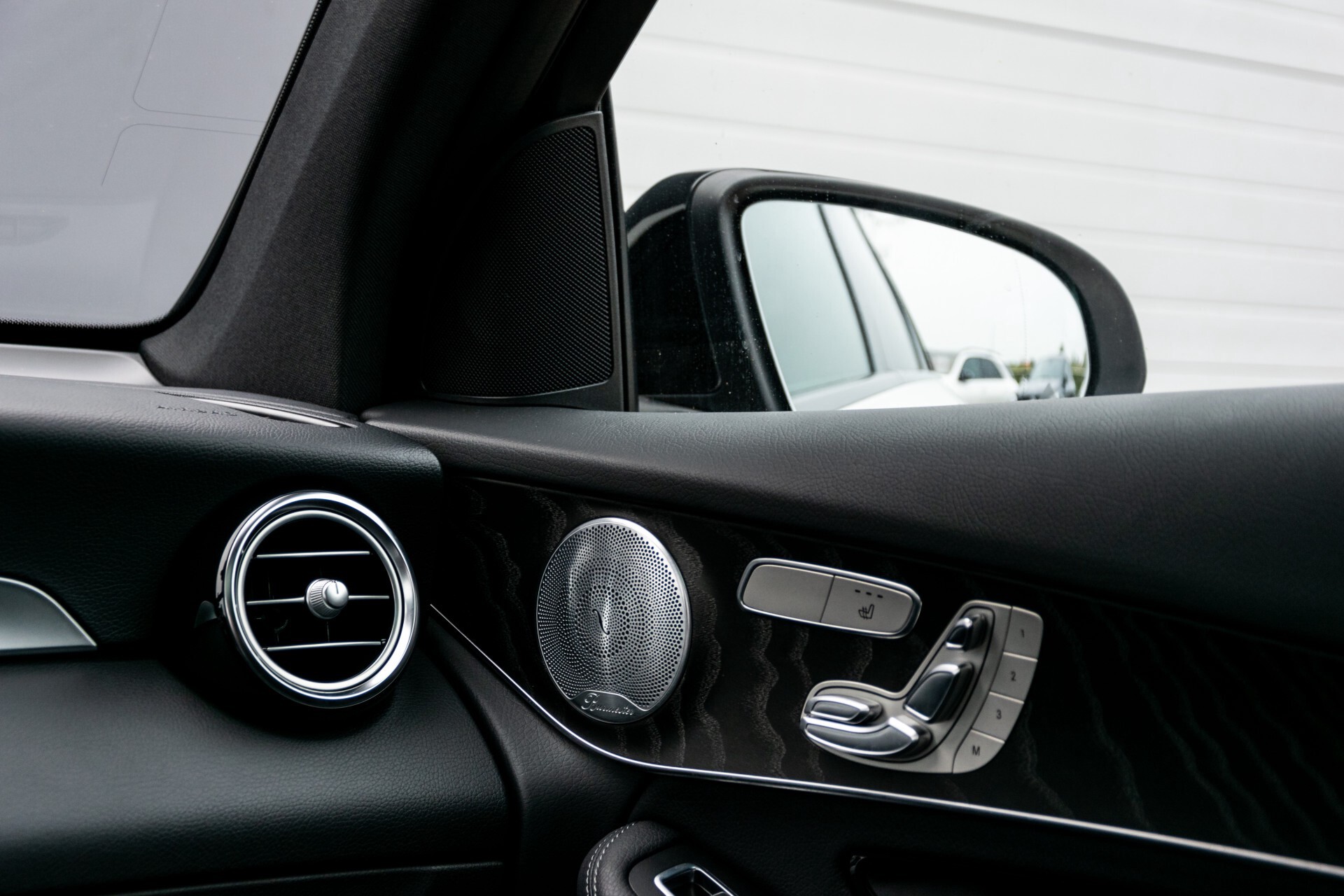 Mercedes-Benz GLC 250 4-M AMG Night Panorama Burmester/Memory/DAB Aut9 Foto 47