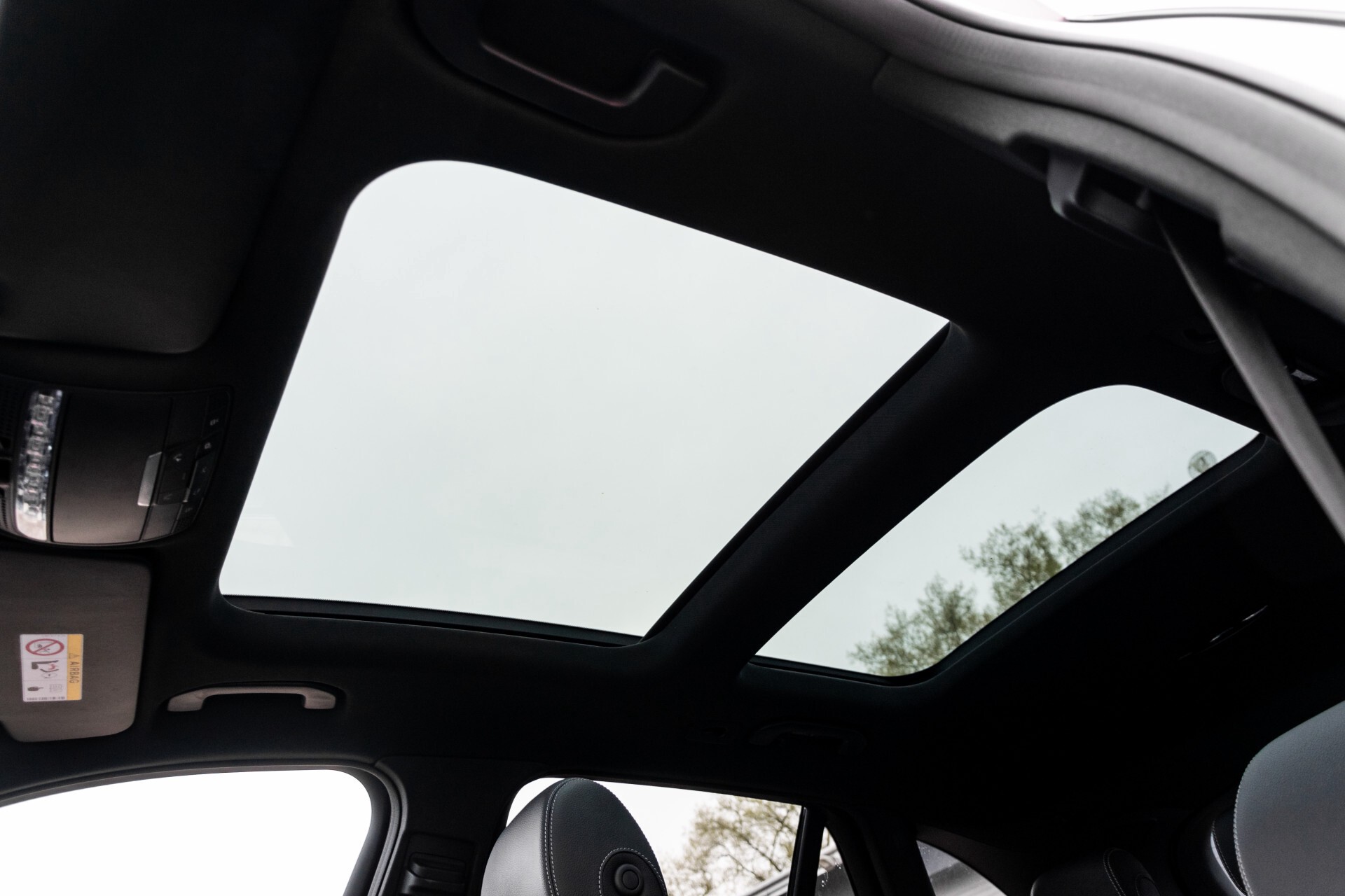 Mercedes-Benz GLC 250 4-M AMG Night Panorama Burmester/Memory/DAB Aut9 Foto 52