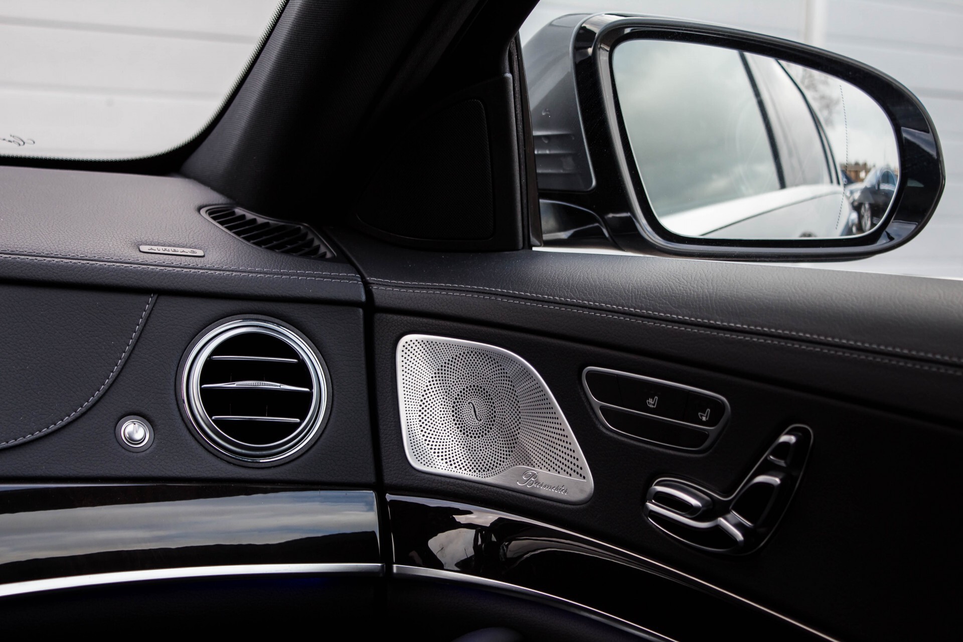 Mercedes-Benz S-Klasse 350 BlueTEC 63 AMG Panorama/Distronic/Keyless/Massage/Burmester Aut7 Foto 32