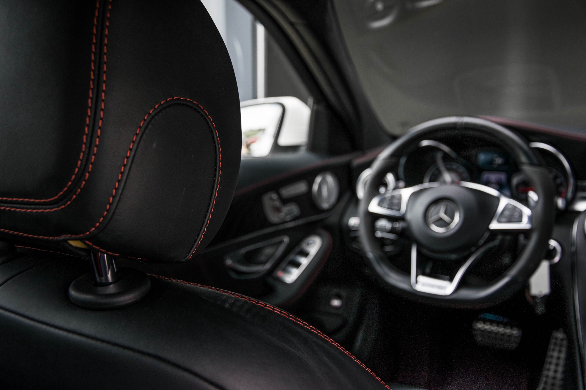 Mercedes-Benz C-Klasse 63 AMG Panorama Nappa/Spoorpakket/Camera/Performance stuur Aut7 Foto 19