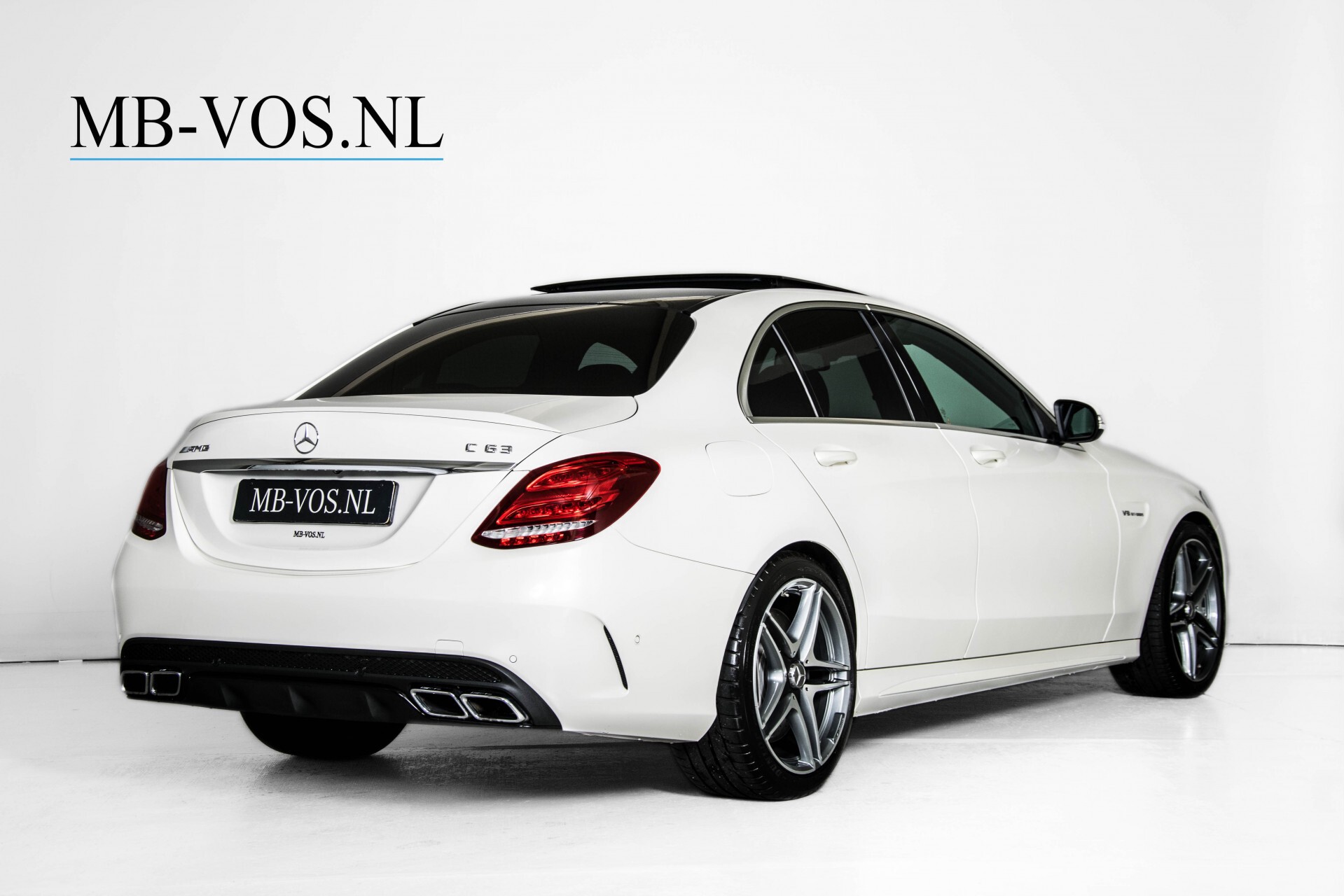Mercedes-Benz C-Klasse 63 AMG Panorama Nappa/Spoorpakket/Camera/Performance stuur Aut7 Foto 2