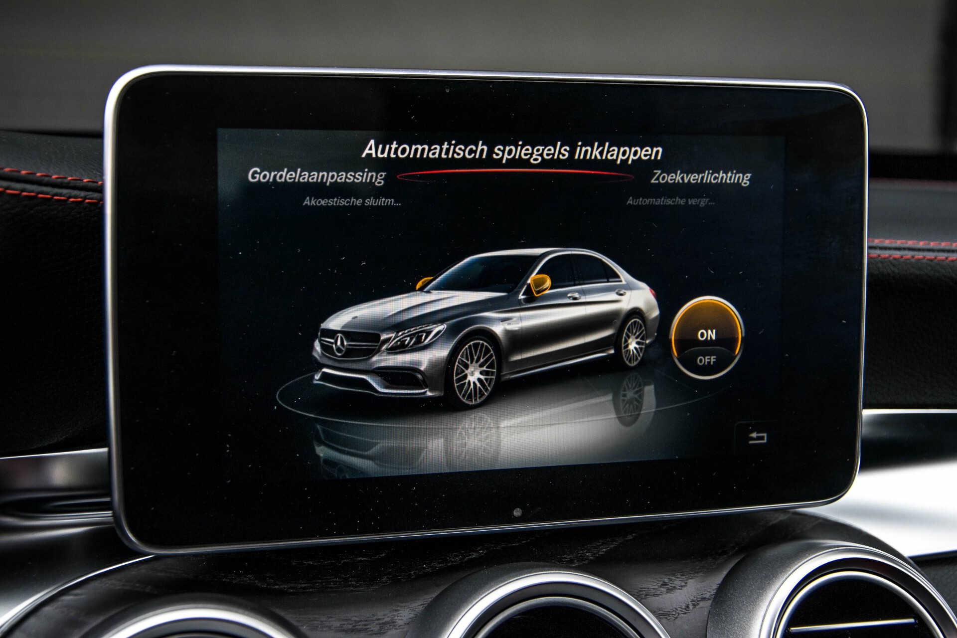 Mercedes-Benz C-Klasse 63 AMG Panorama Nappa/Spoorpakket/Camera/Performance stuur Aut7 Foto 24