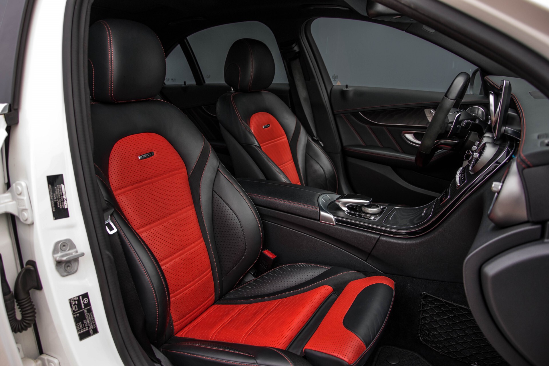 Mercedes-Benz C-Klasse 63 AMG Panorama Nappa/Spoorpakket/Camera/Performance stuur Aut7 Foto 3