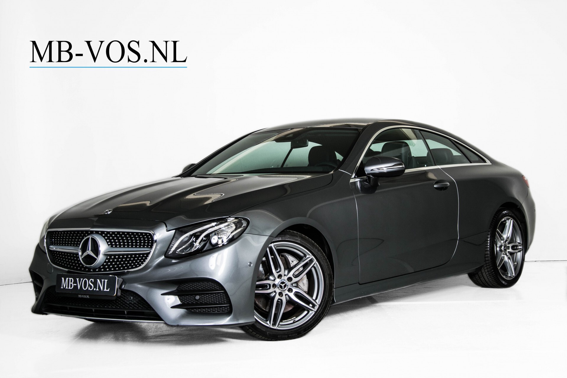 Mercedes-Benz E-Klasse Coupé 200 AMG Comand/Leder/LED Aut9 Foto 1
