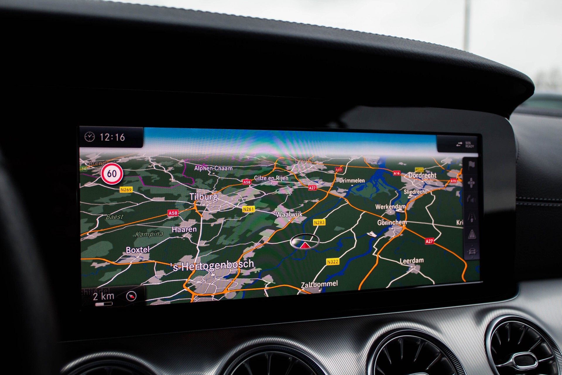 Mercedes-Benz E-Klasse Coupé 200 AMG Comand/Leder/LED Aut9 Foto 13