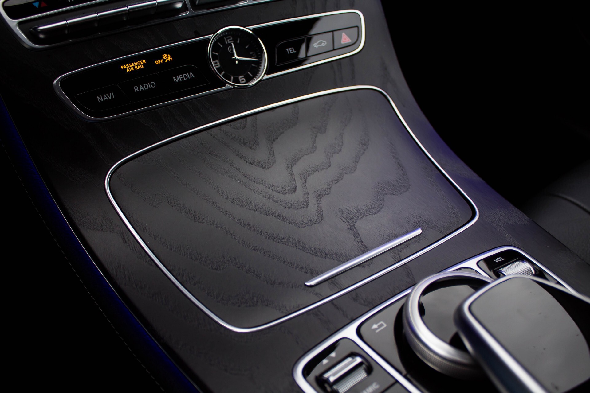 Mercedes-Benz E-Klasse Coupé 200 AMG Comand/Leder/LED Aut9 Foto 17