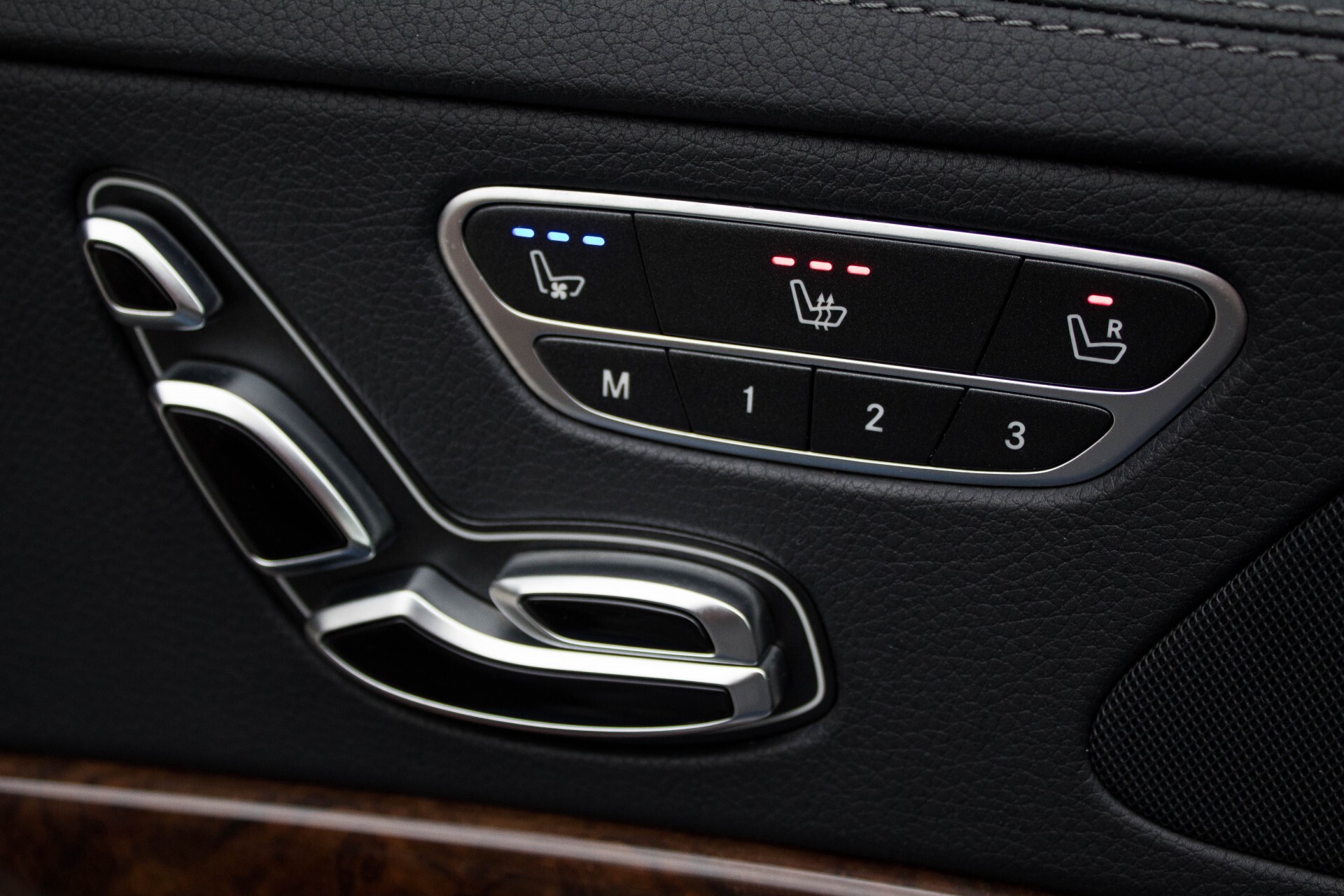 Mercedes-Benz S-Klasse 350 Bluetec Prestige/Pano/Camera/Distronic/Memory/Wegkl-Trekhaak 1ste eigenaar Aut7 Foto 16