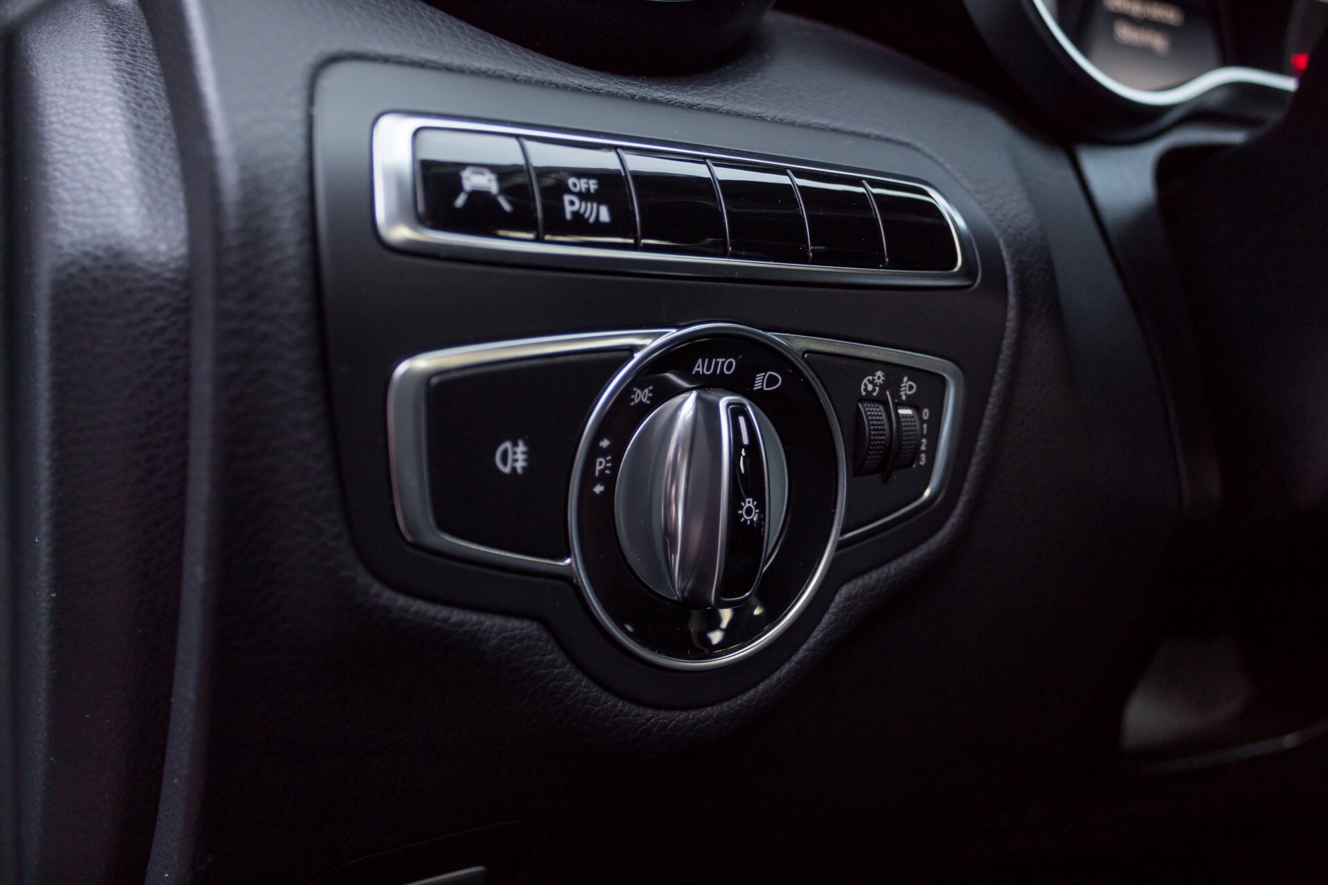 Mercedes-Benz C-Klasse 180 Avantgarde Schuifdak/Spoorpakket Aut7 Foto 26