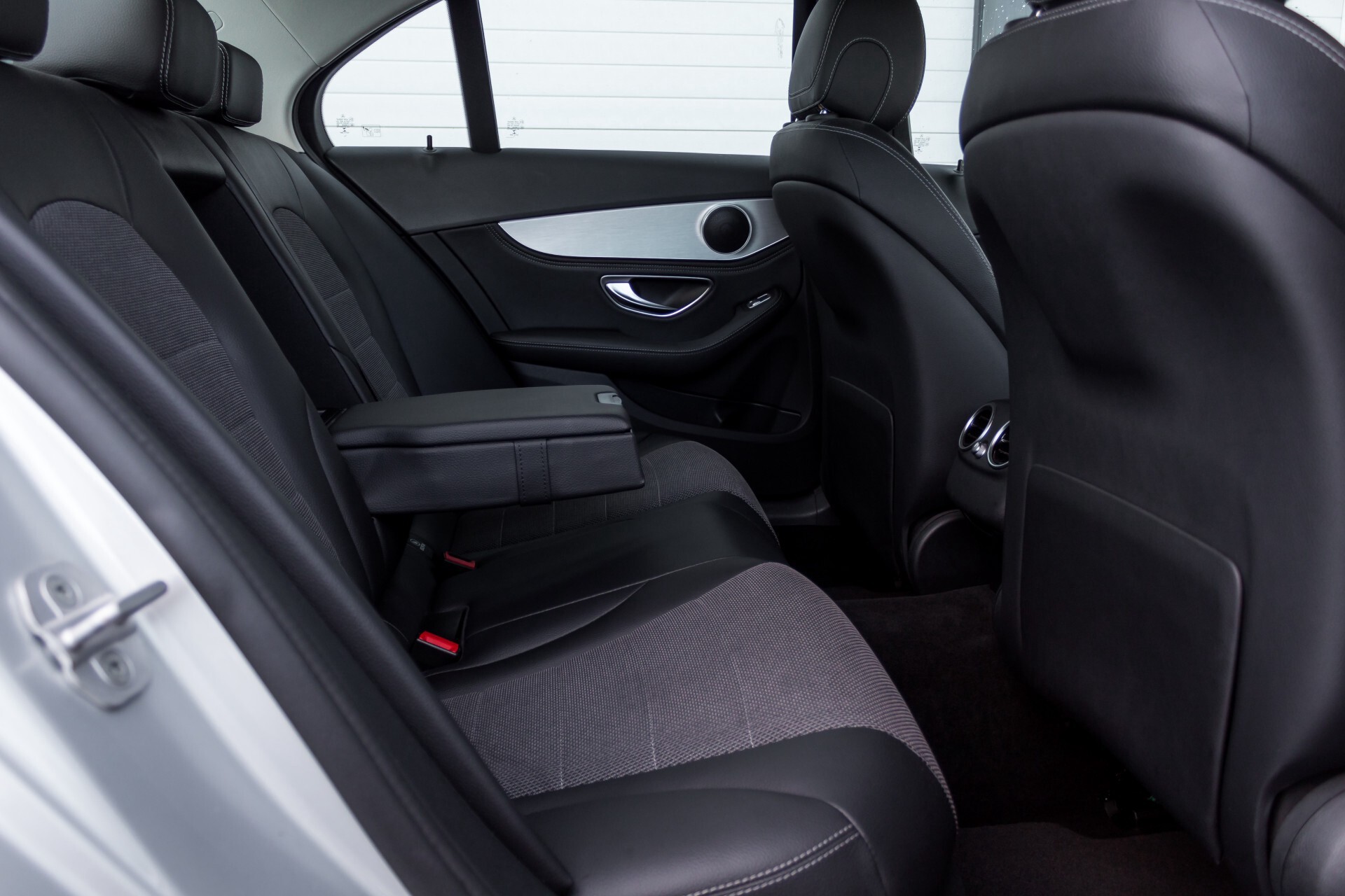 Mercedes-Benz C-Klasse 180 Avantgarde Schuifdak/Spoorpakket Aut7 Foto 5