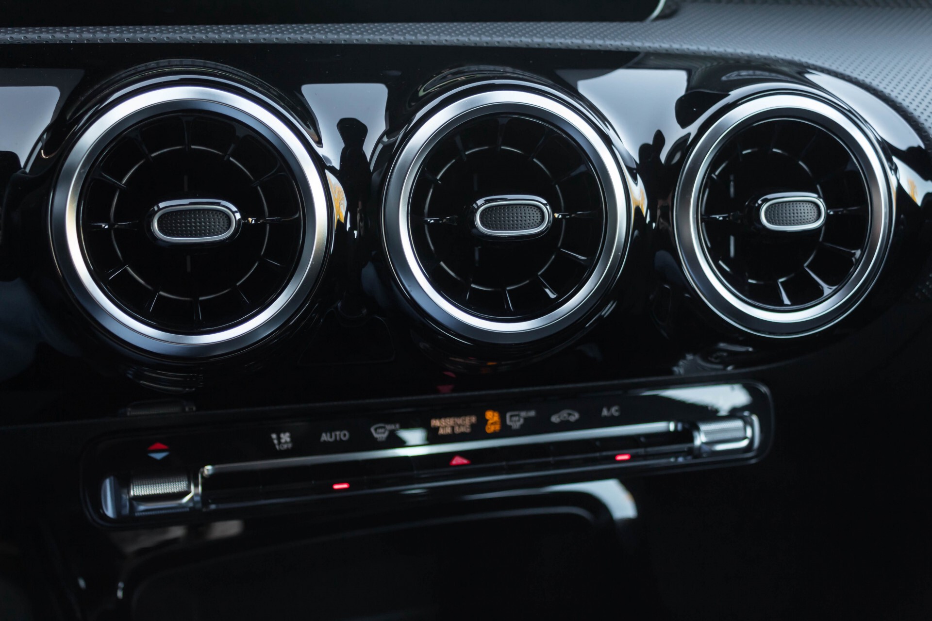 Mercedes-Benz A-Klasse 180 d Progressive Widescreen/MBUX/LED/DAB/Verw-stoelen Aut7 Foto 13