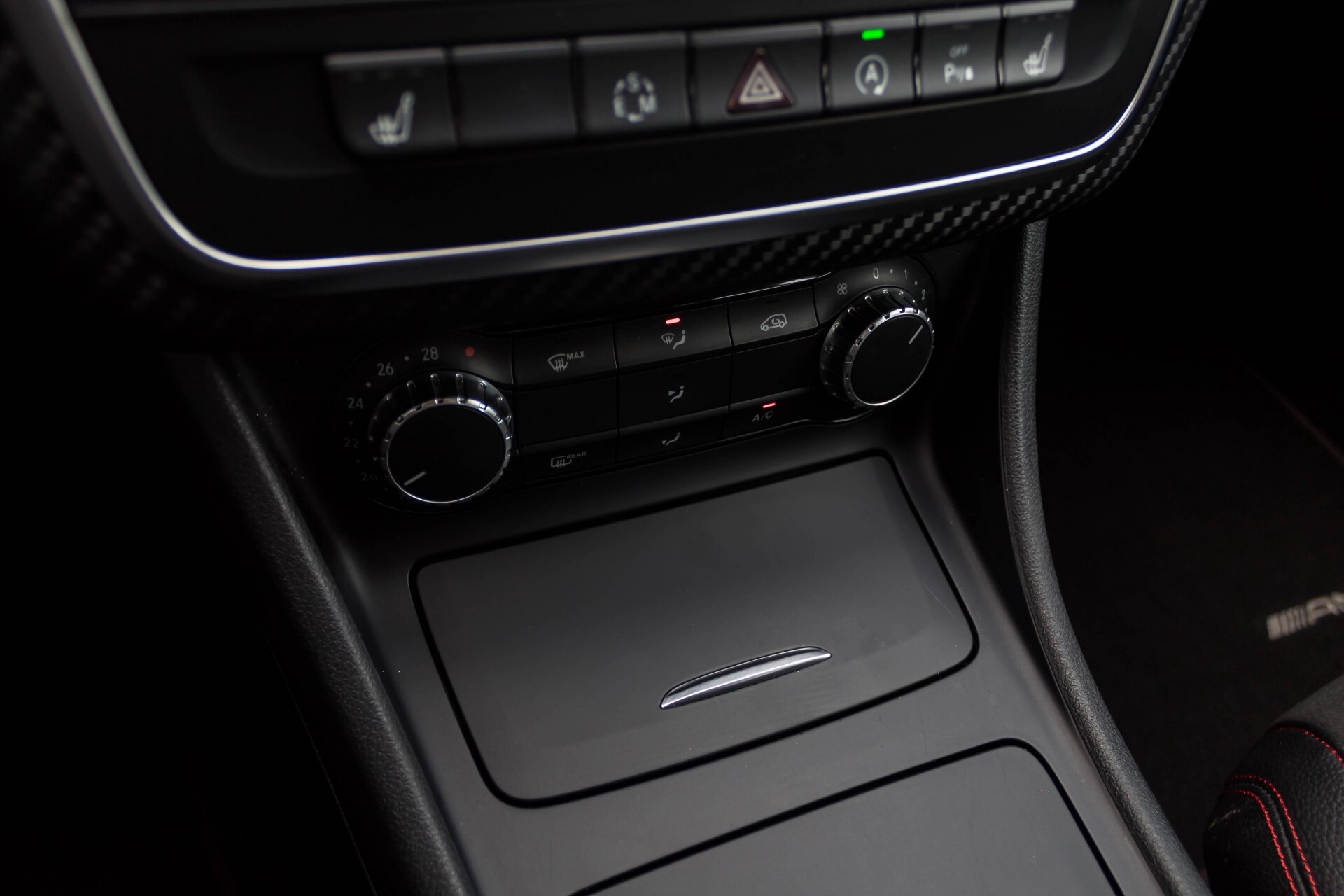 Mercedes-Benz A-Klasse 180 Cdi AMG Panorama Bi-xenon/Navi/PTS Aut7 Foto 18