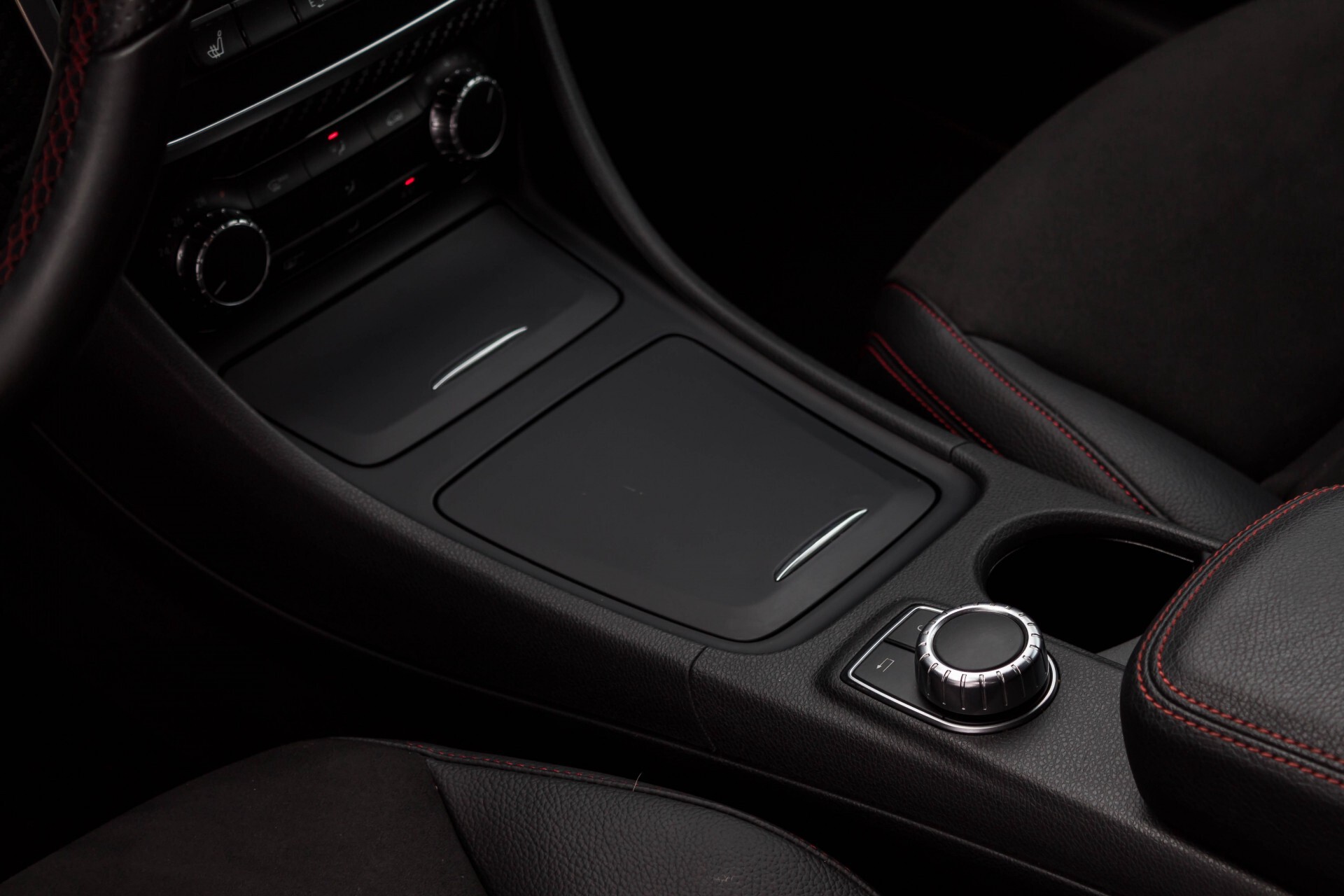 Mercedes-Benz A-Klasse 180 Cdi AMG Panorama Bi-xenon/Navi/PTS Aut7 Foto 22