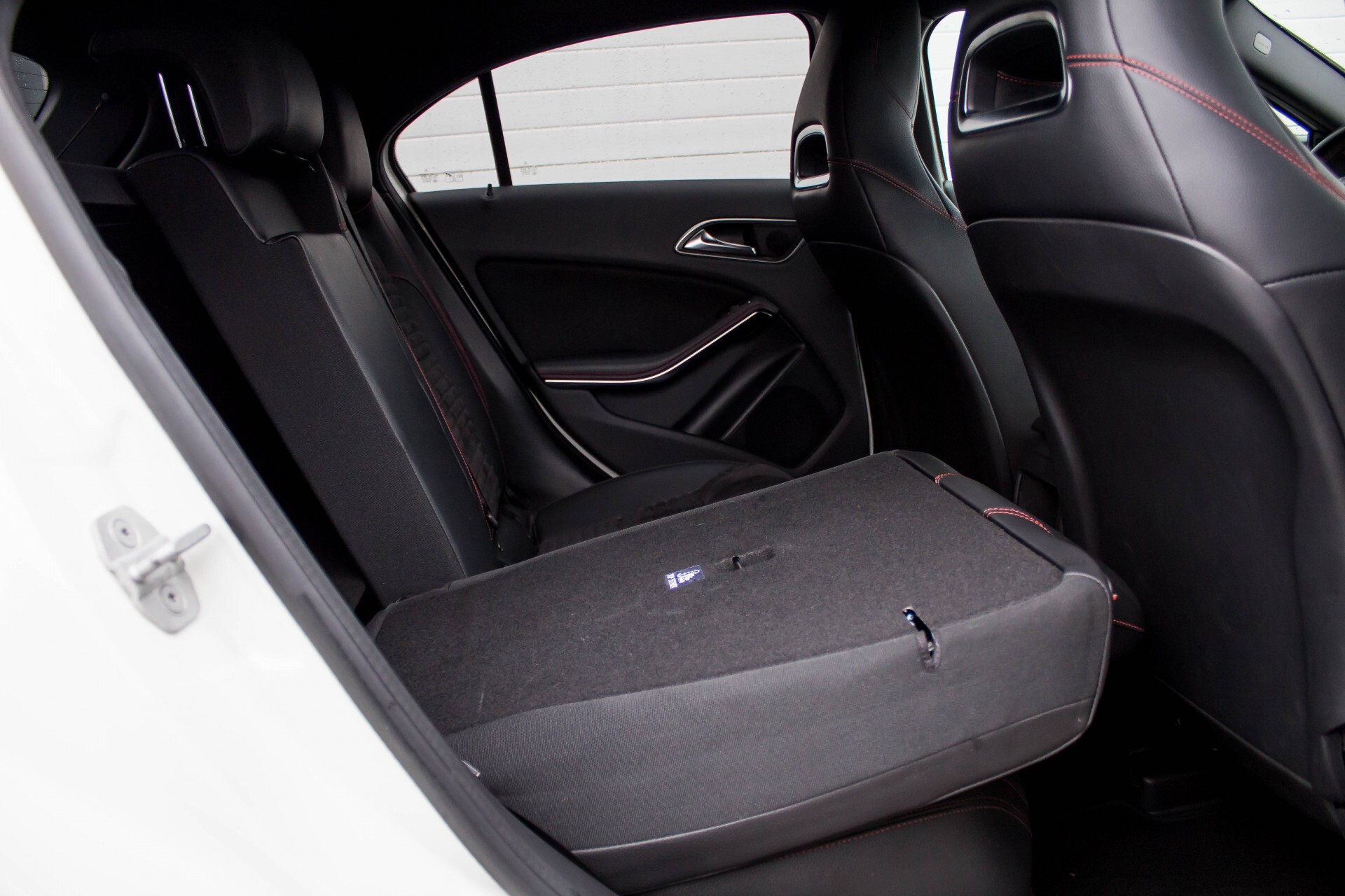 Mercedes-Benz A-Klasse 180 Cdi AMG Night Navi/Xenon/Pts Foto 5