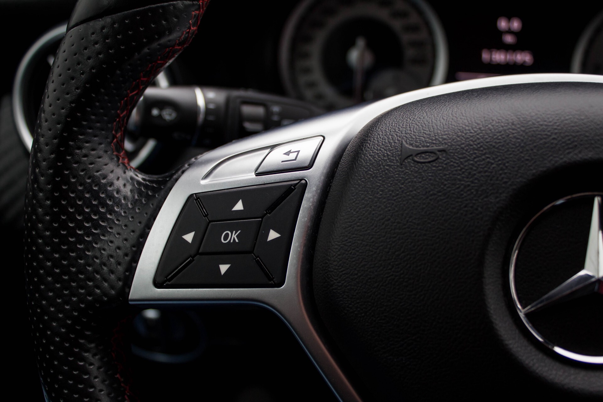 Mercedes-Benz A-Klasse 180 Cdi AMG Night Navi/Xenon/Pts Foto 8