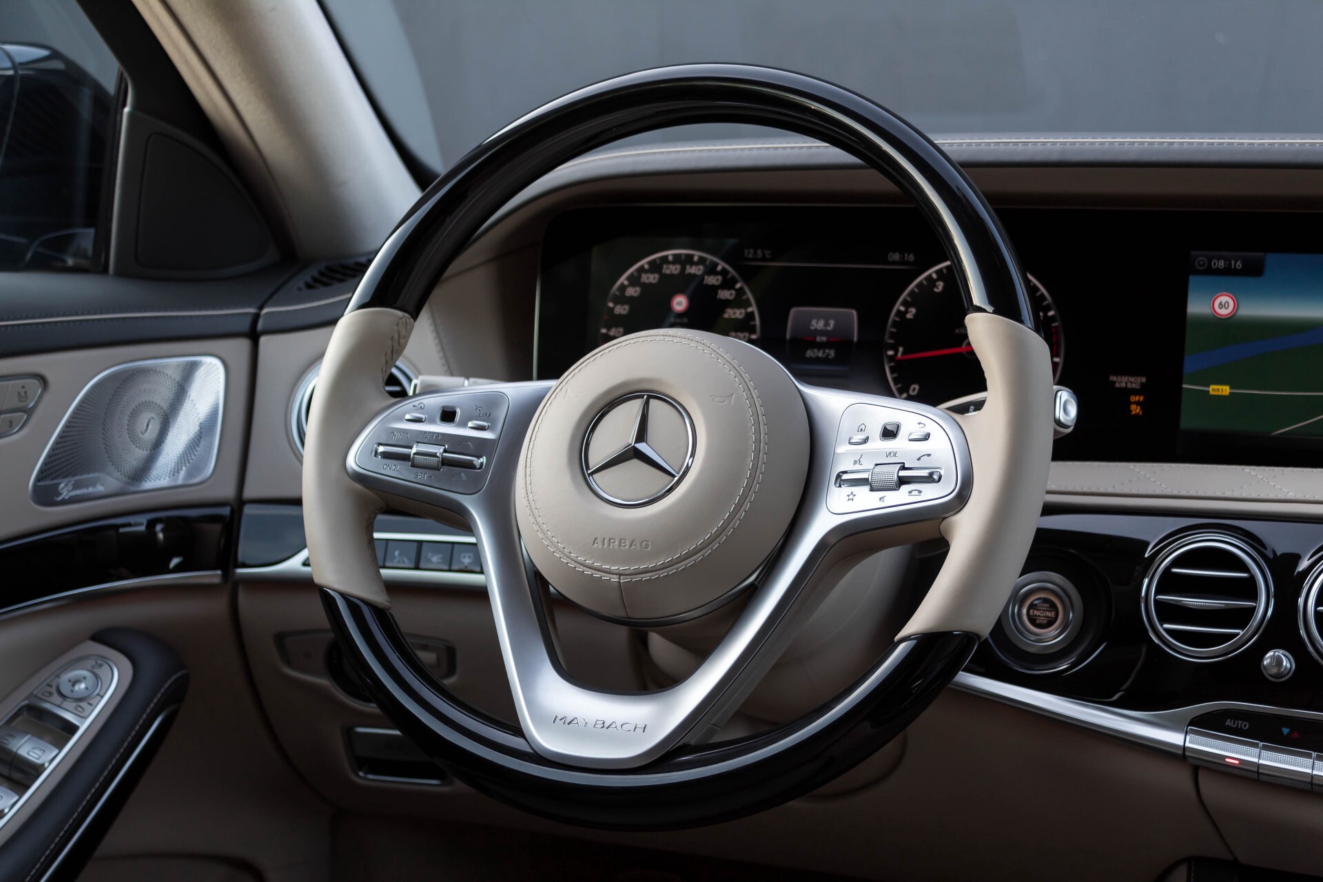 Mercedes-Benz S-Klasse 560 Maybach 4-M Designo First Class Full Options Aut9 Foto 10