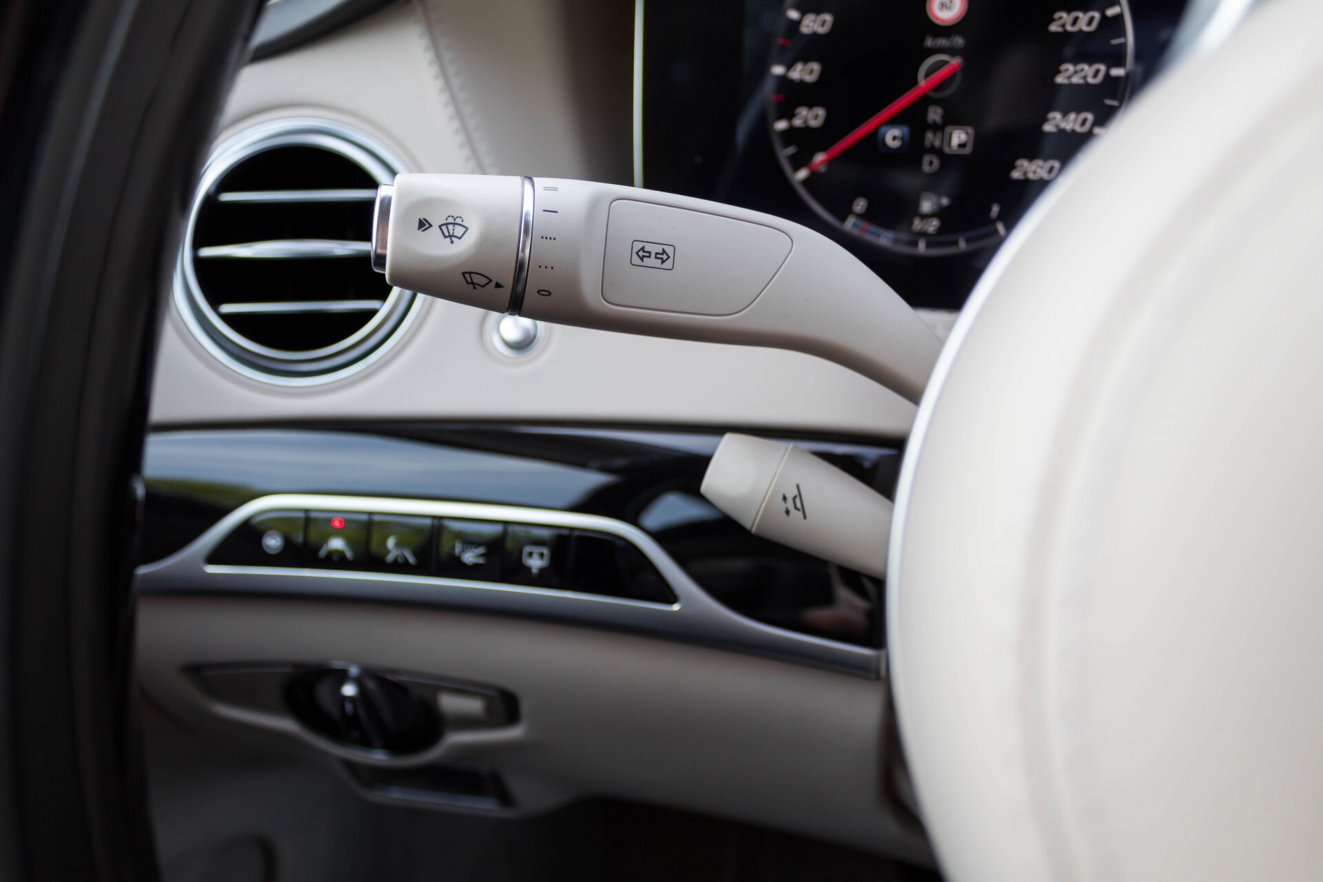 Mercedes-Benz S-Klasse 560 Maybach 4-M Designo First Class Full Options Aut9 Foto 12