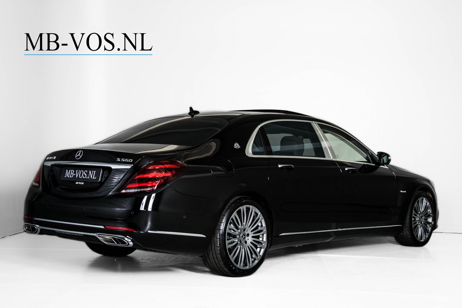 Mercedes-Benz S-Klasse 560 Maybach 4-M Designo First Class Full Options Aut9 Foto 2