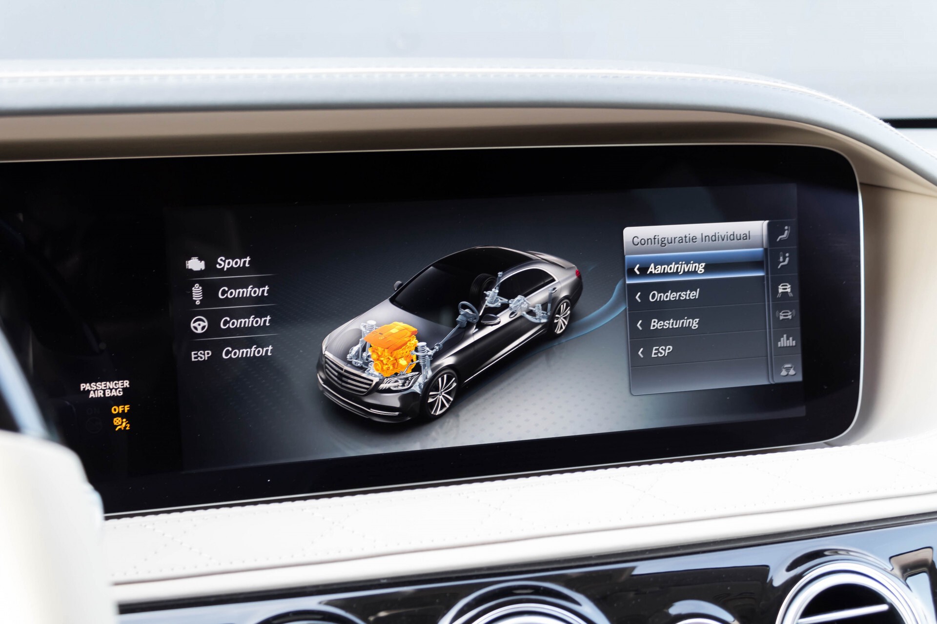 Mercedes-Benz S-Klasse 560 Maybach 4-M Designo First Class Full Options Aut9 Foto 35