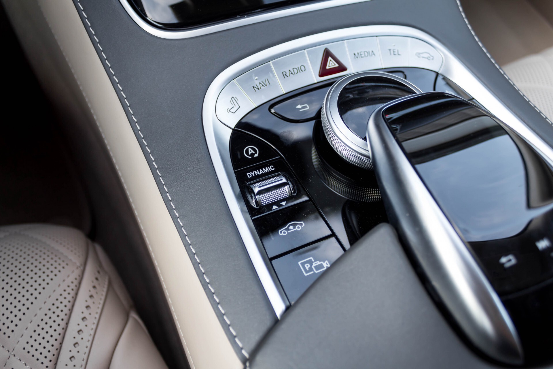 Mercedes-Benz S-Klasse 560 Maybach 4-M Designo First Class Full Options Aut9 Foto 36