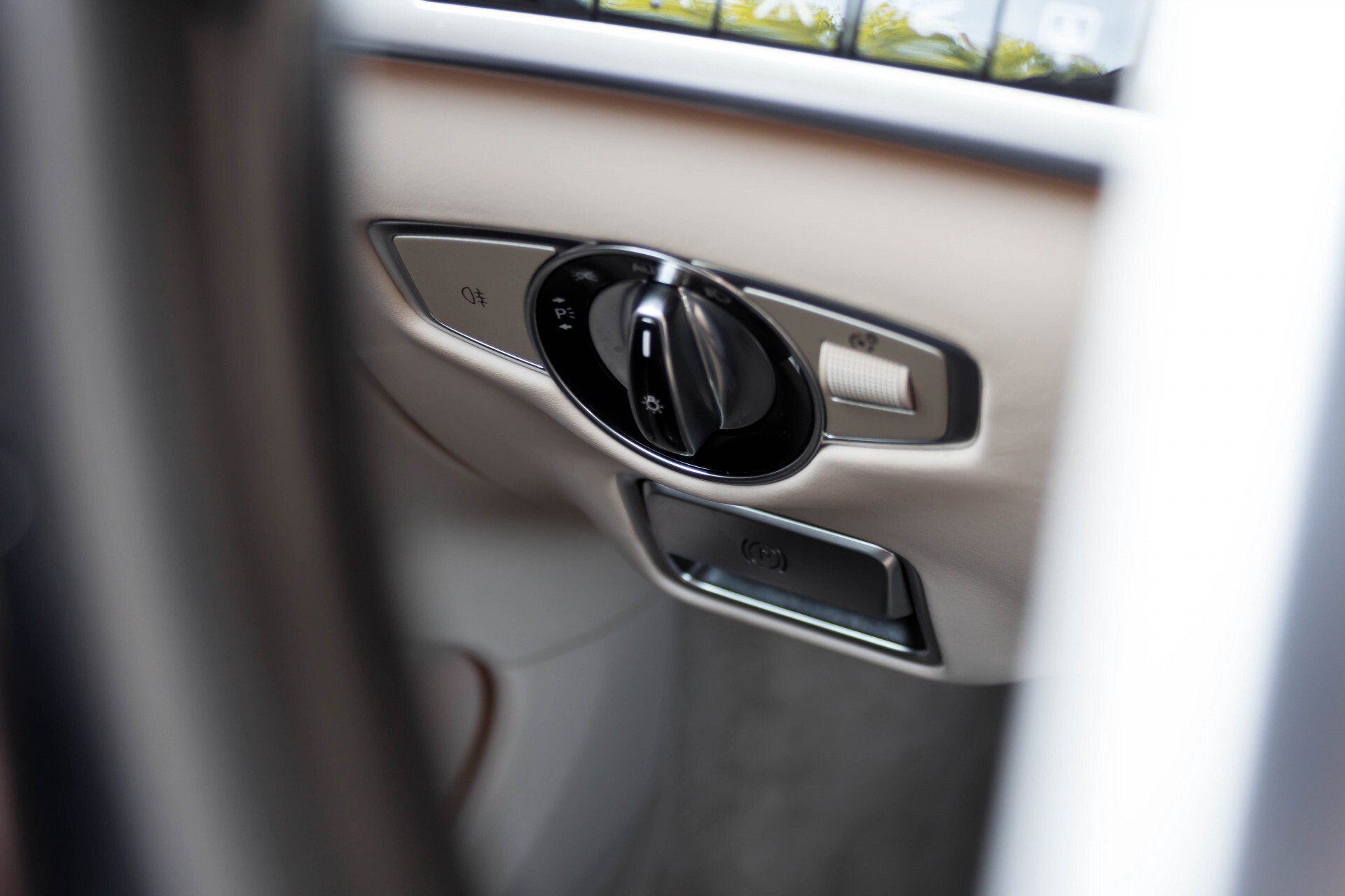 Mercedes-Benz S-Klasse 560 Maybach 4-M Designo First Class Full Options Aut9 Foto 44