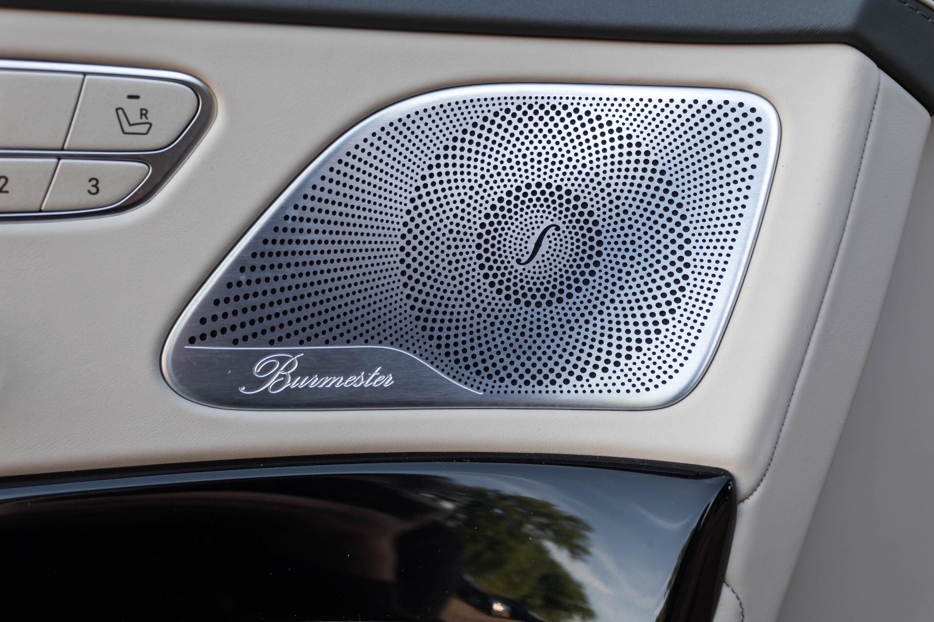 Mercedes-Benz S-Klasse 560 Maybach 4-M Designo First Class Full Options Aut9 Foto 55