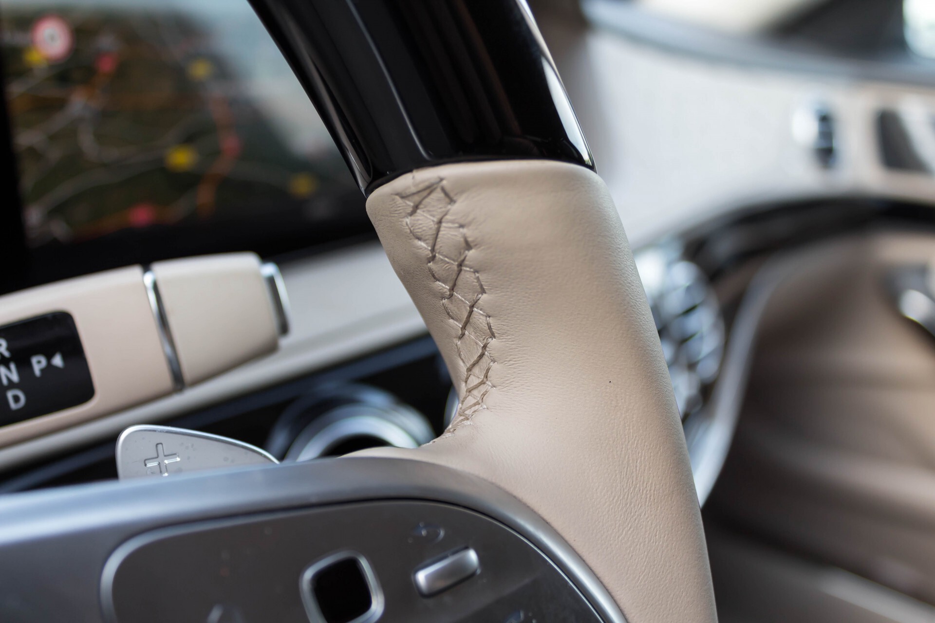 Mercedes-Benz S-Klasse 560 Maybach 4-M Designo First Class Full Options Aut9 Foto 63