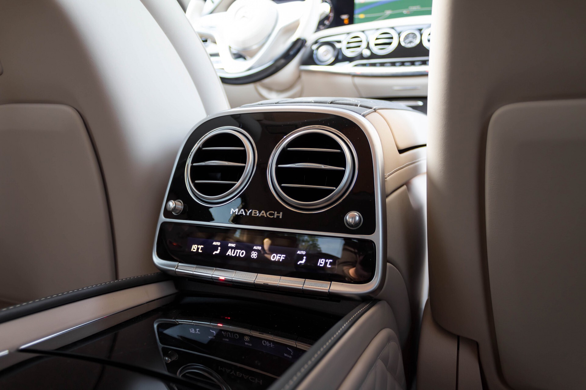 Mercedes-Benz S-Klasse 560 Maybach 4-M Designo First Class Full Options Aut9 Foto 64