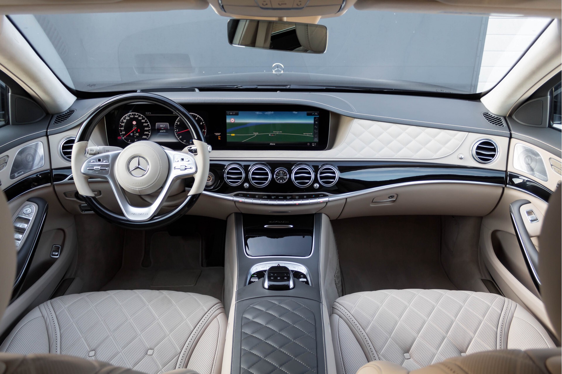 Mercedes-Benz S-Klasse 560 Maybach 4-M Designo First Class Full Options Aut9 Foto 9