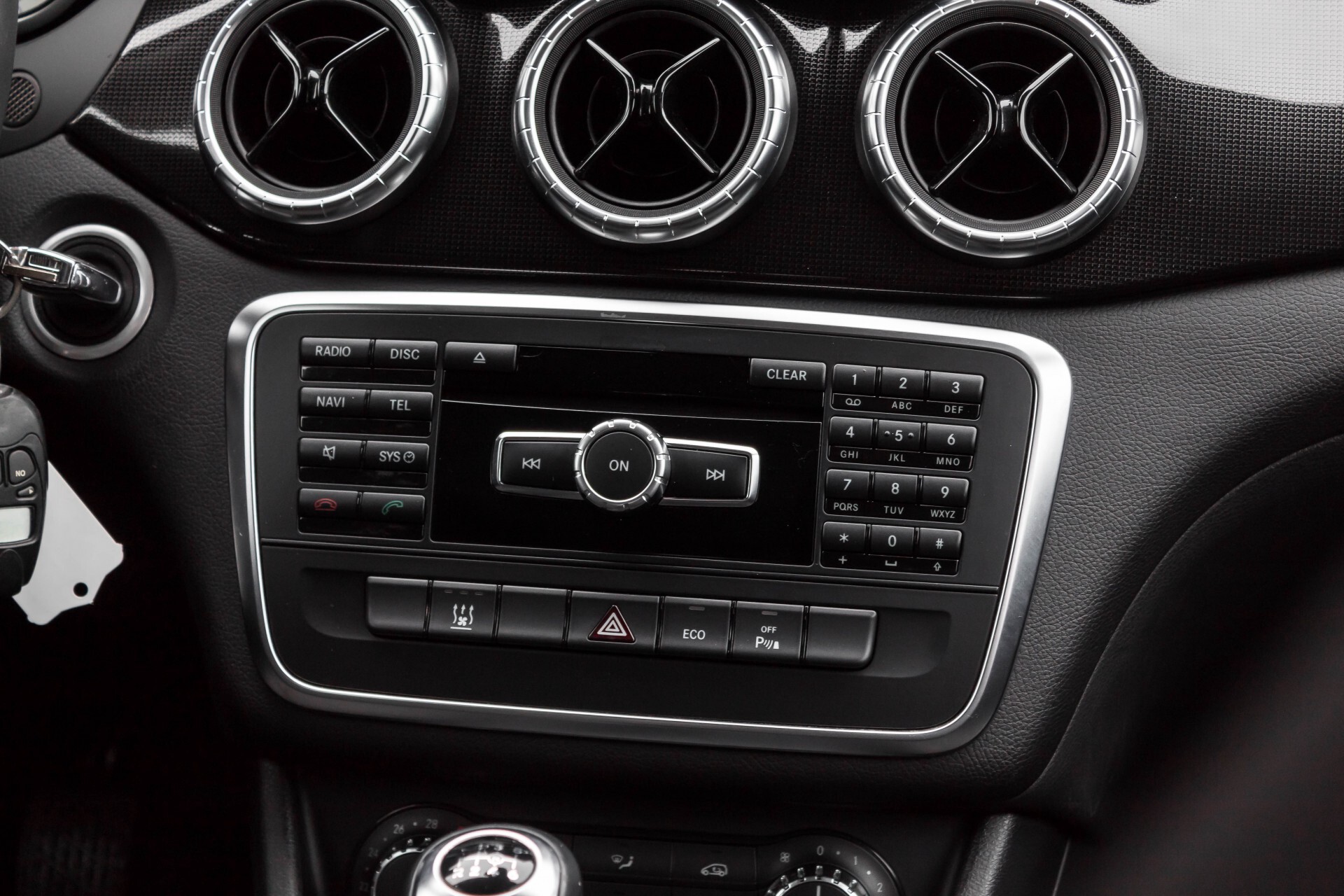 Mercedes-Benz CLA-Klasse 180 BE Xenon/Parctronic/Standkachel/Navi Foto 16