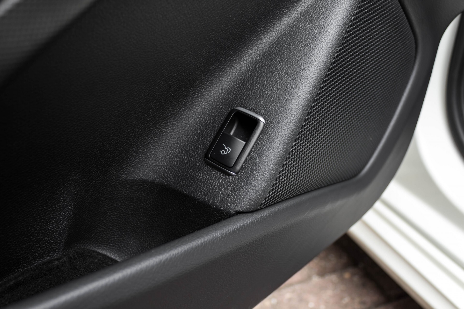 Mercedes-Benz CLA-Klasse 180 BE Xenon/Parctronic/Standkachel/Navi Foto 30