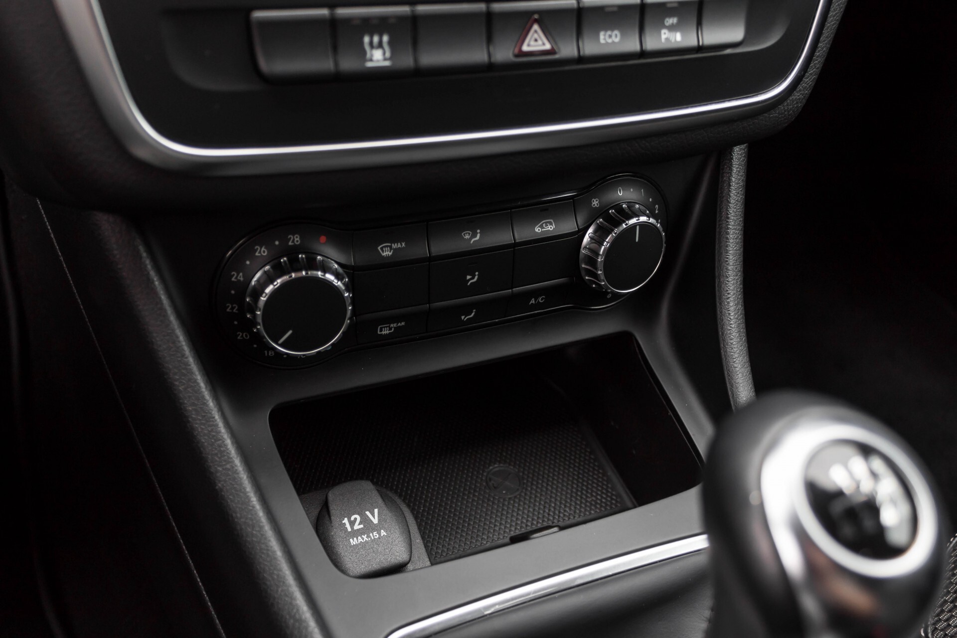 Mercedes-Benz CLA-Klasse 180 BE Xenon/Parctronic/Standkachel/Navi Foto 46