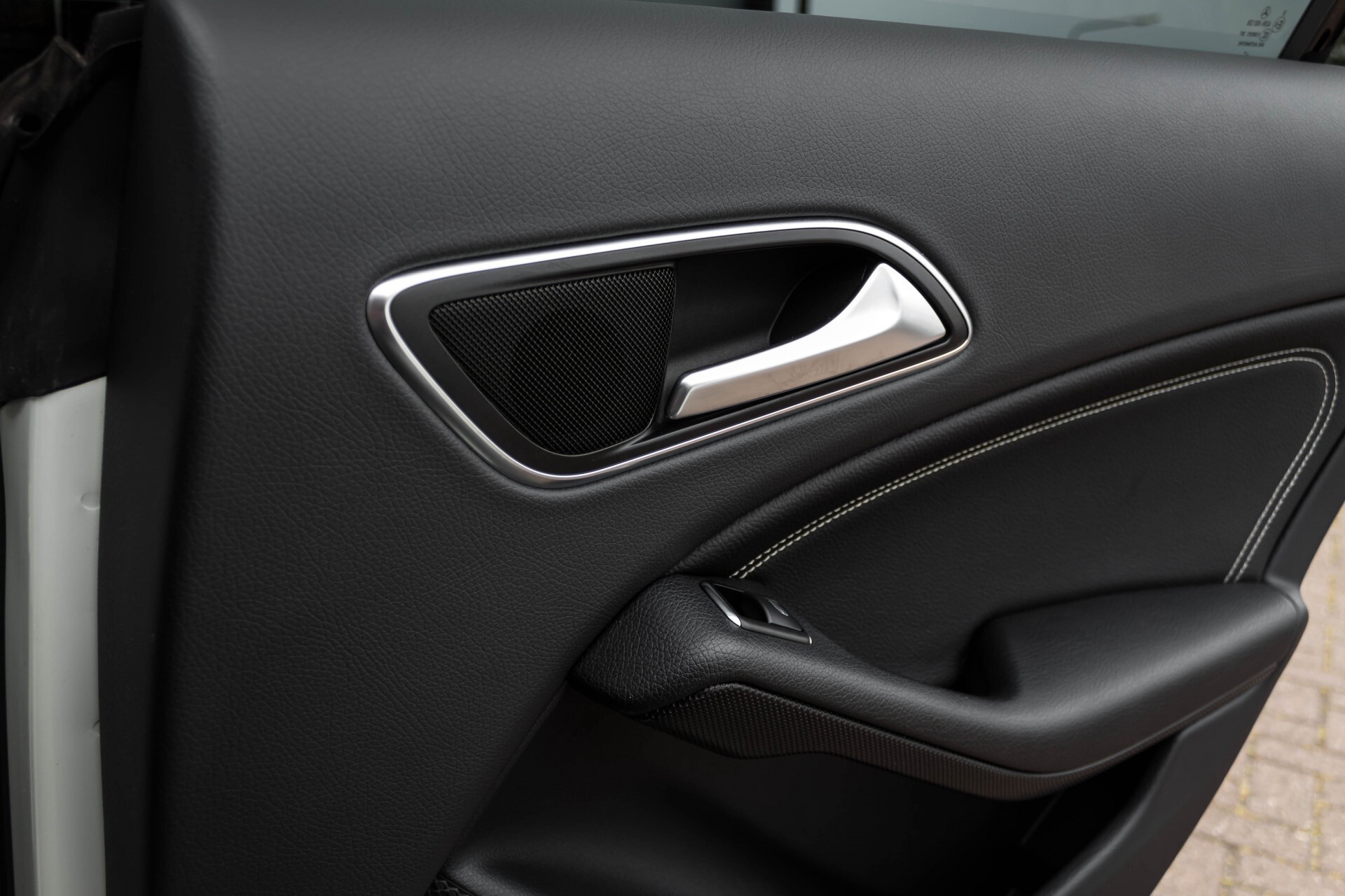 Mercedes-Benz CLA-Klasse 180 BE Xenon/Parctronic/Standkachel/Navi Foto 49