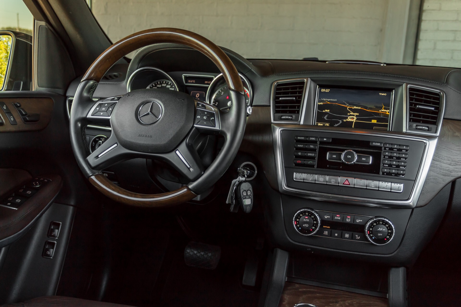 Mercedes-Benz GL-Klasse 350 Bluetec 4-M AMG Active Curve/Panorama/7-persoons/360 camera/Distronic/Trekhaak Aut7 Foto 7