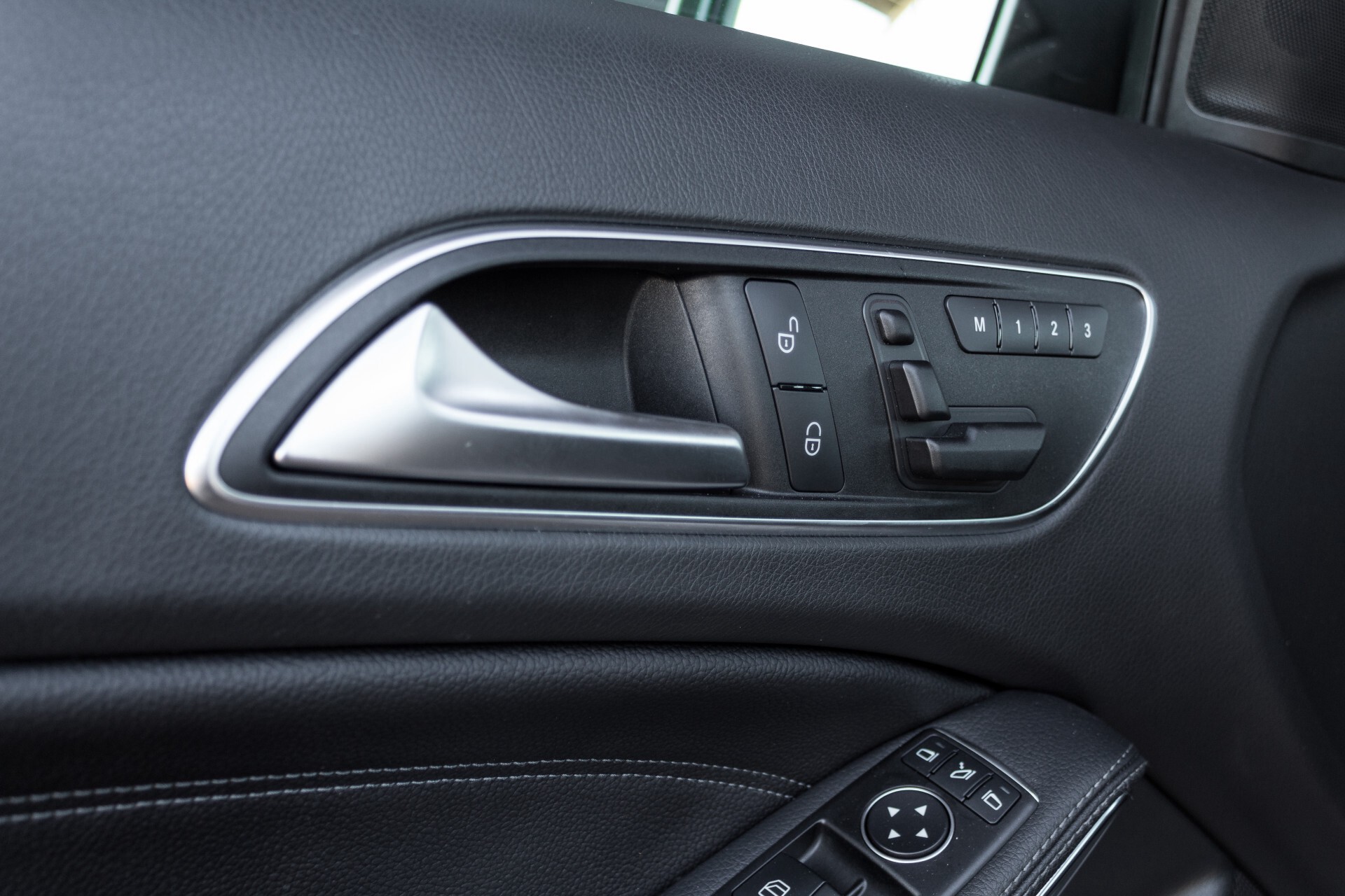 Mercedes-Benz A-Klasse 220 Cdi AMG Panorama/Standkachel/Distronic/Keyless/Memory/Comand Aut7 Foto 36