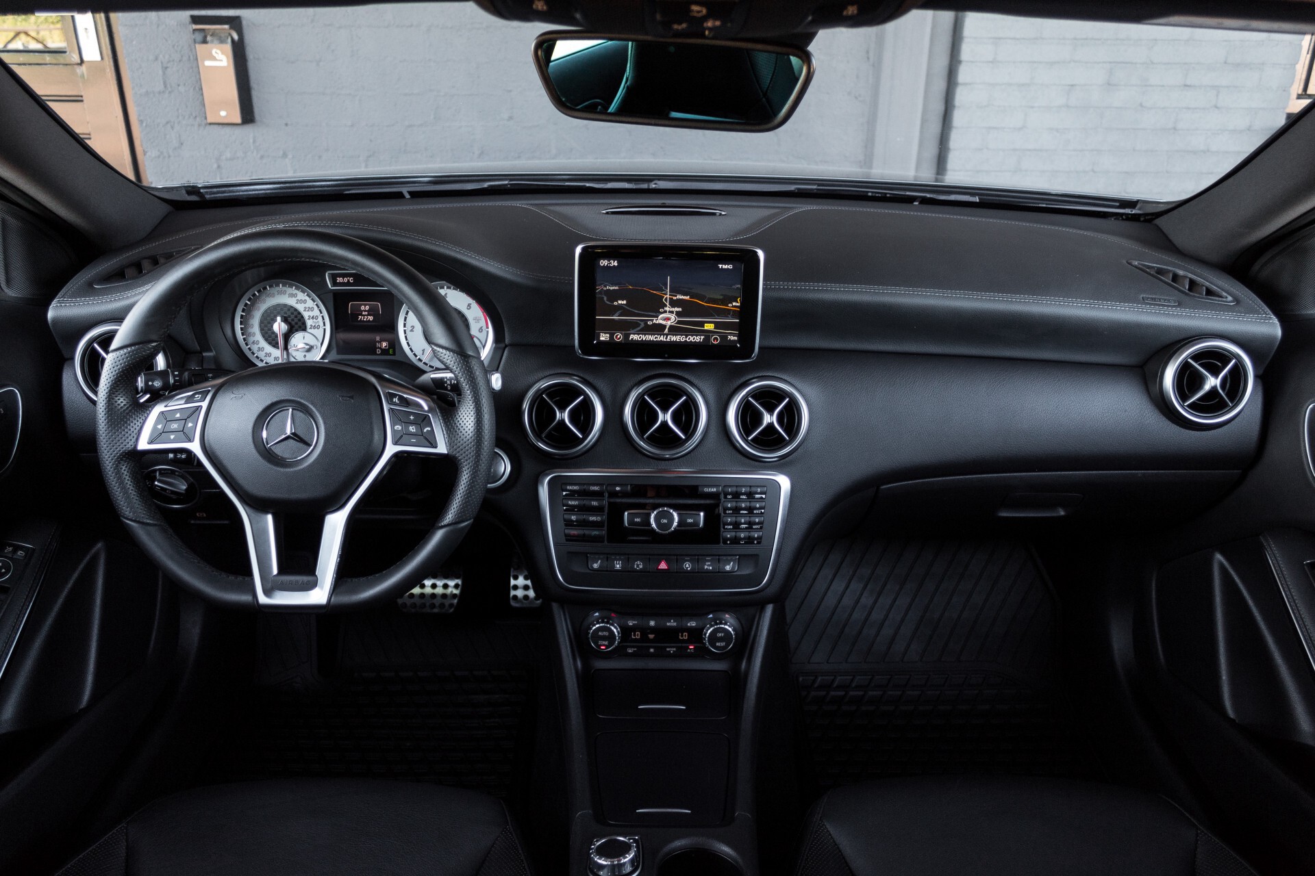 Mercedes-Benz A-Klasse 220 Cdi AMG Panorama/Standkachel/Distronic/Keyless/Memory/Comand Aut7 Foto 7