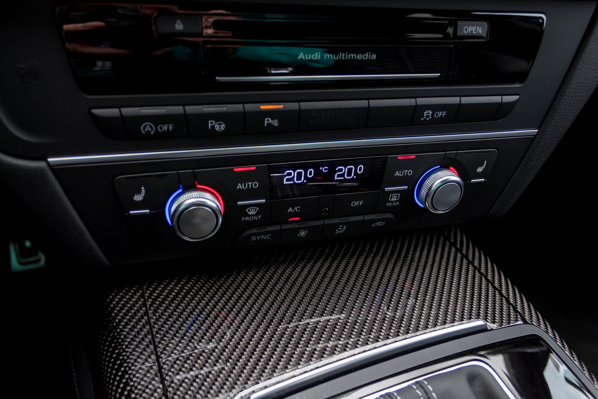 Audi RS6 Avant 4.0 TFSI Quattro Ceramic Dynamic Plus Aut8 Foto 22