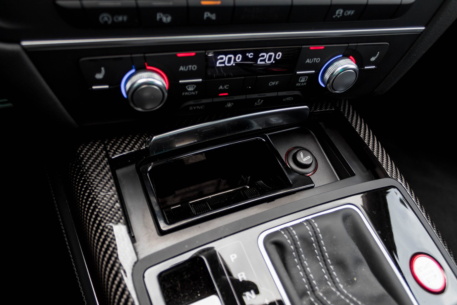 Audi RS6 Avant 4.0 TFSI Quattro Ceramic Dynamic Plus Aut8 Foto 24