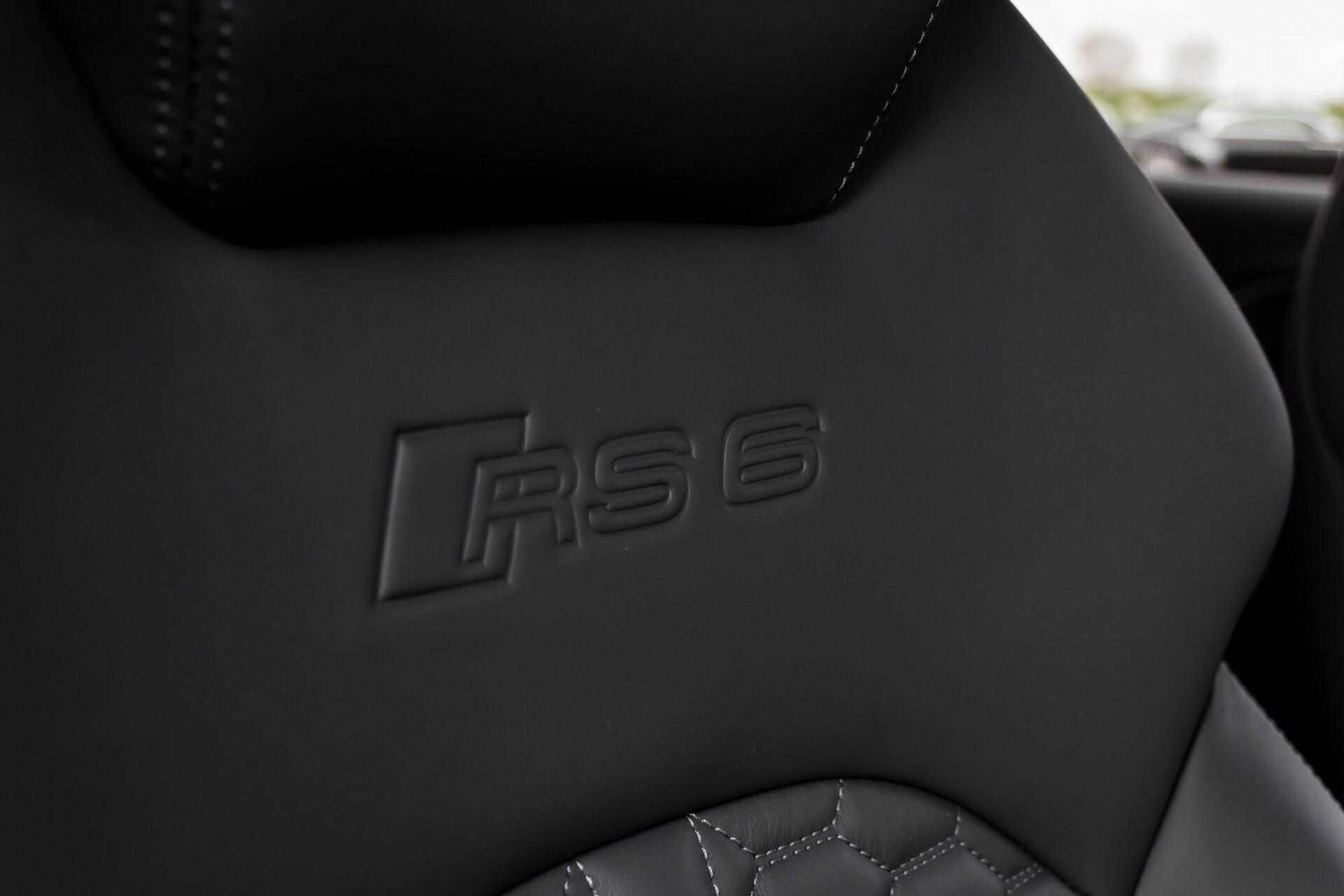 Audi RS6 Avant 4.0 TFSI Quattro Ceramic Dynamic Plus Aut8 Foto 44