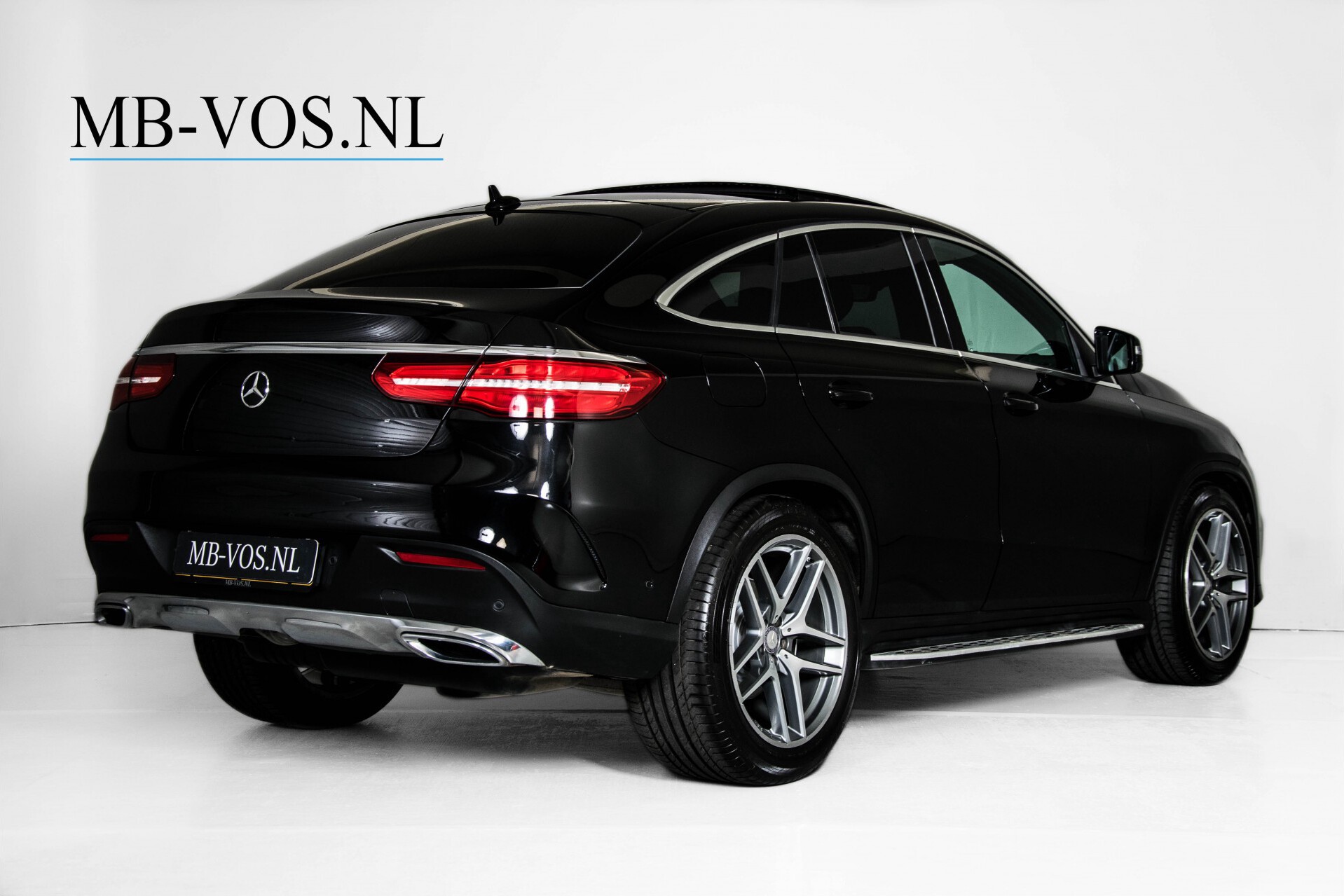 Mercedes-Benz GLE Coupé 350 d 4-M AMG Luchtvering/Distronic/Panorama/Mem/Trekhaak Aut9 Foto 2