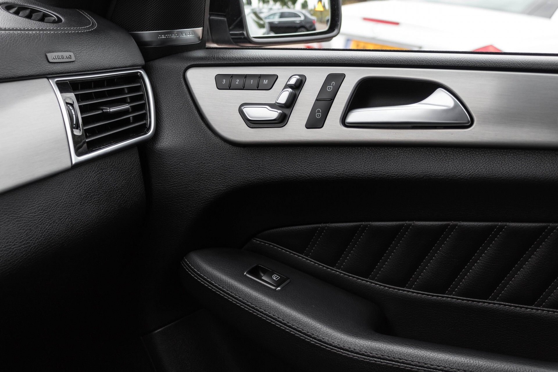 Mercedes-Benz GLE Coupé 350 d 4-M AMG Luchtvering/Distronic/Panorama/Mem/Trekhaak Aut9 Foto 52