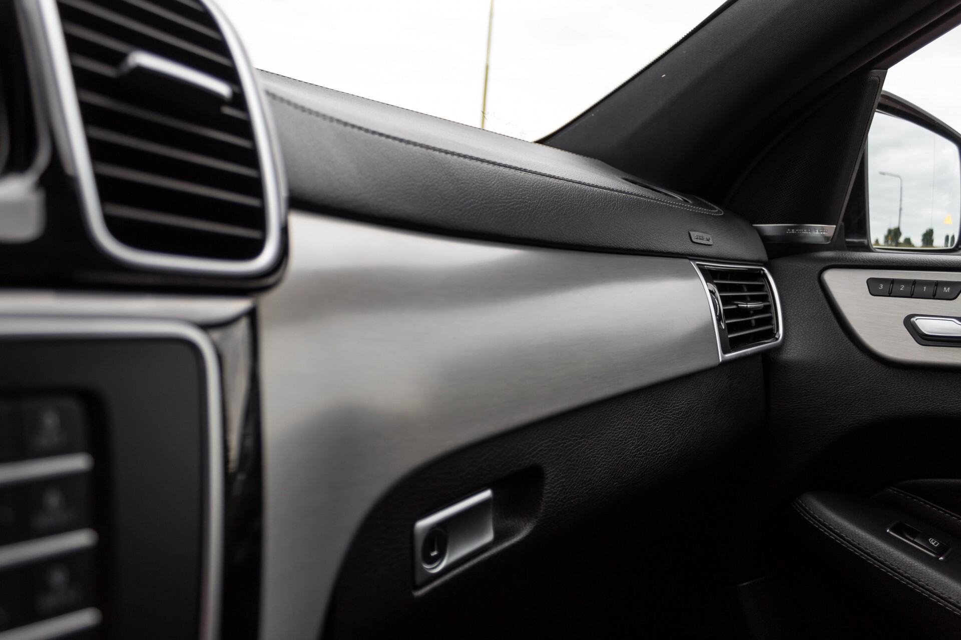 Mercedes-Benz GLE Coupé 350 d 4-M AMG Luchtvering/Distronic/Panorama/Mem/Trekhaak Aut9 Foto 53