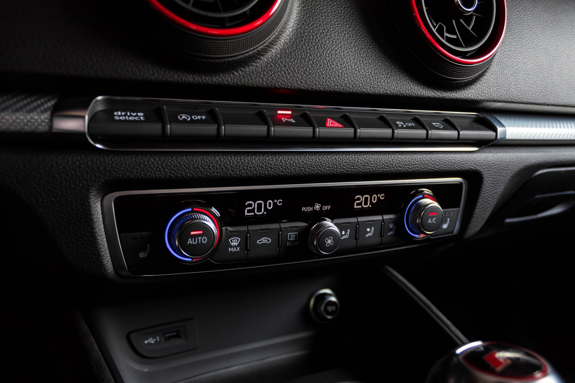 Audi RS3 Sportback 2.5 TFSI Quattro Supersportstoelen/Keyless/Virtual cockpit/Camera/Nappaleder Aut7 Foto 31